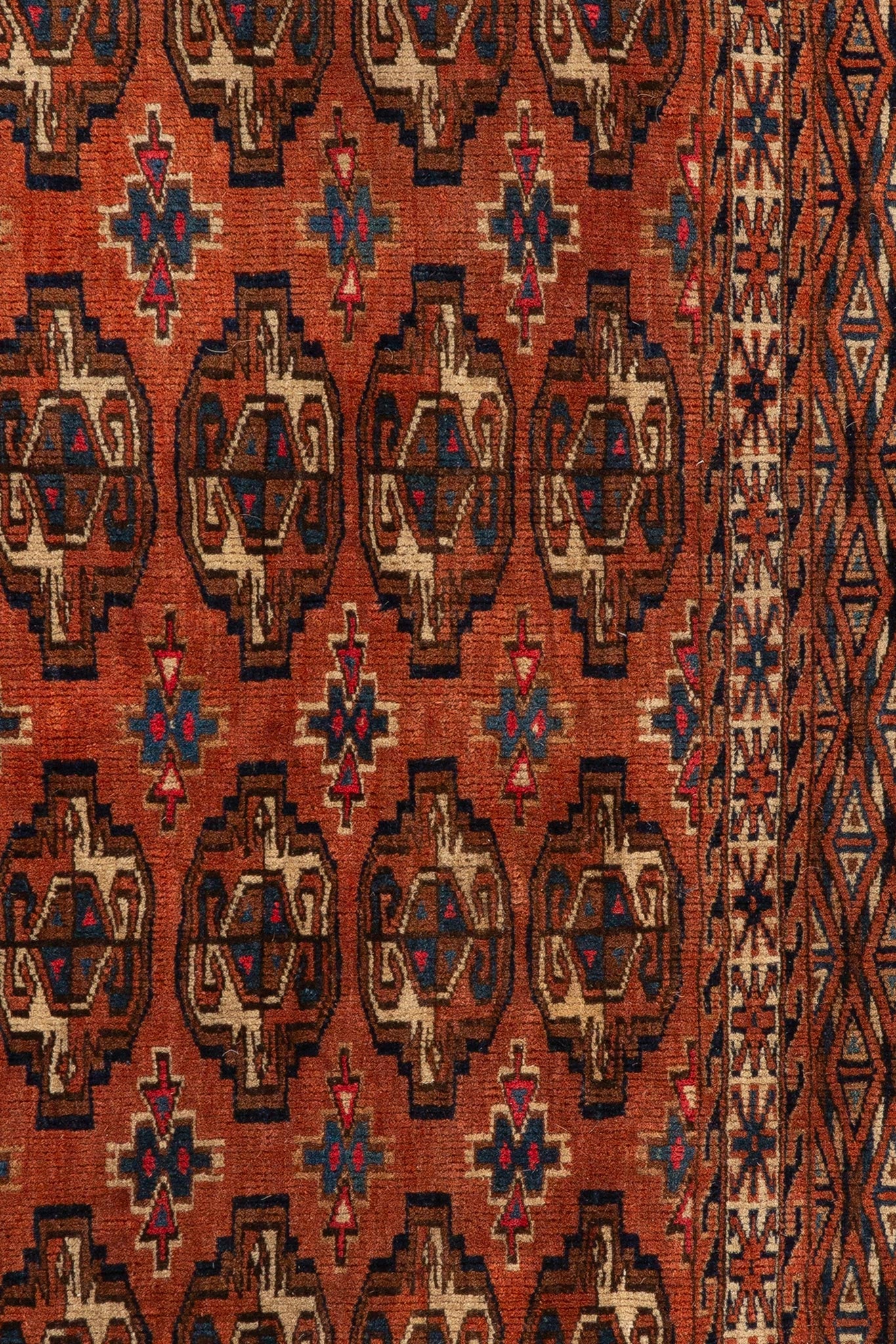 ANTIQUE TURKOMAN YAMOUD