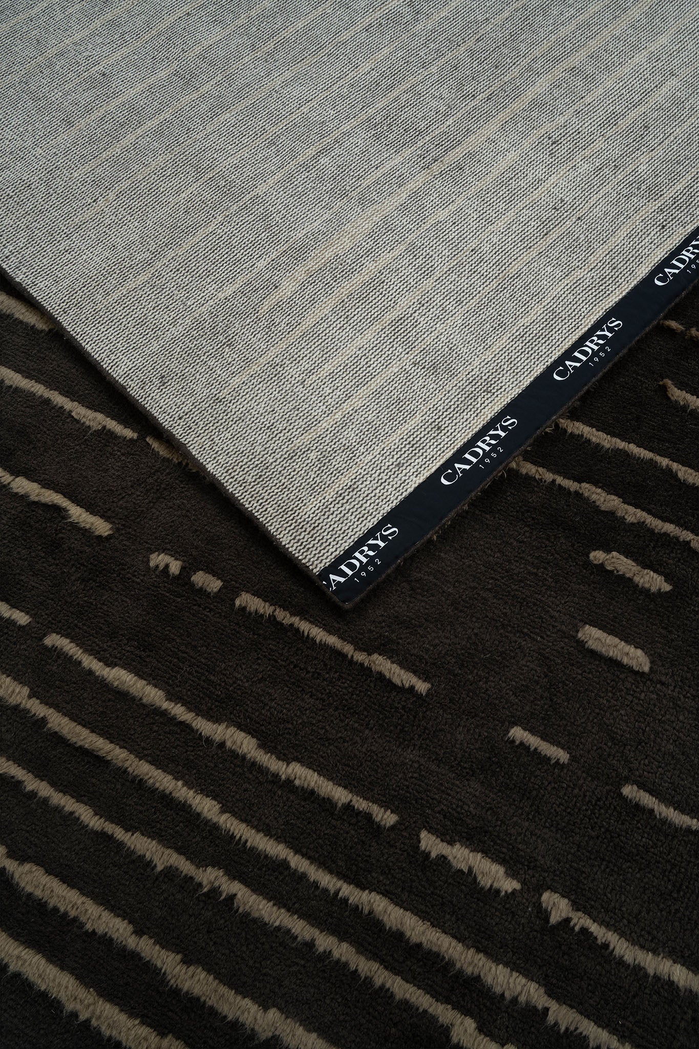 INDIAN CONTEMPORARY LINES CHOC