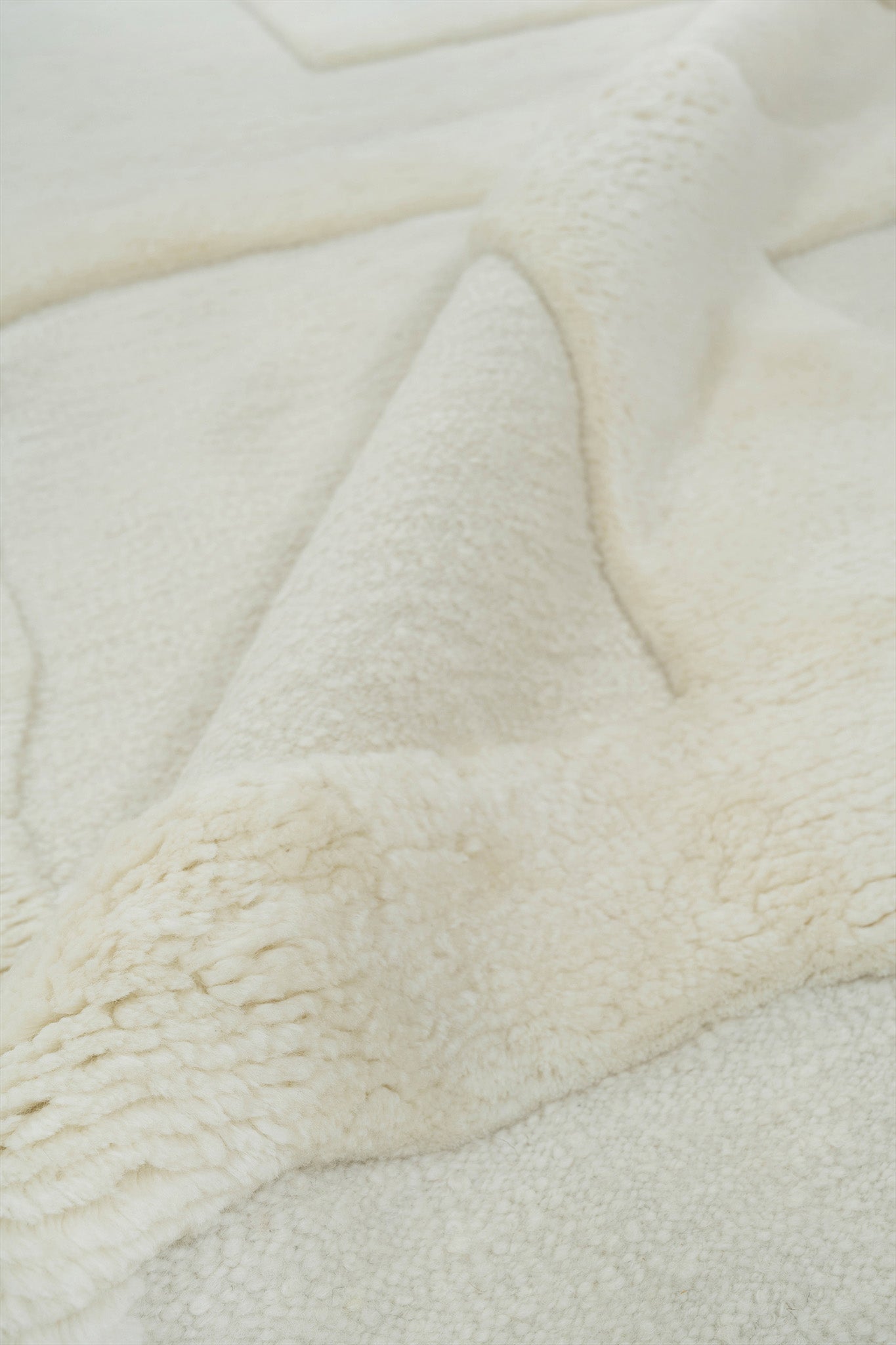 NOMAD WAVES IVORY