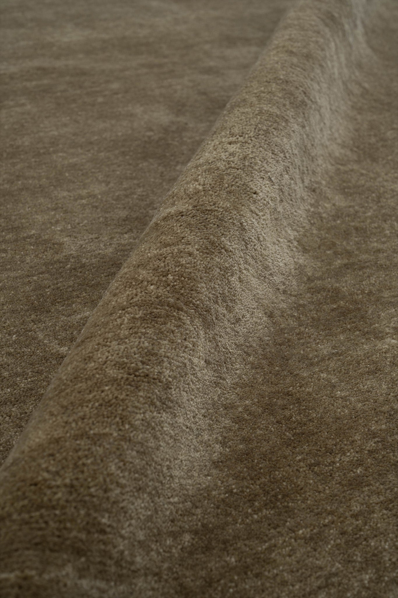RAW EDGES BY M+M PEBBLE DRIFT
