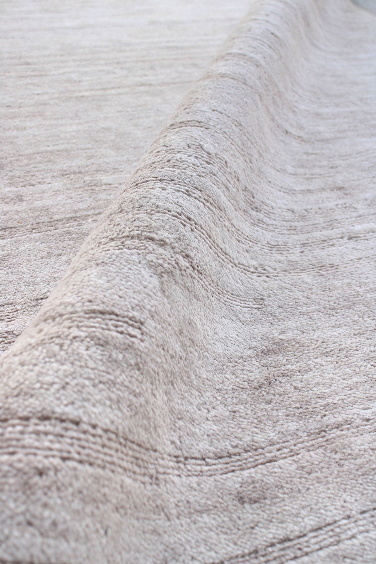 DUNE LINES LIGHT GREY
