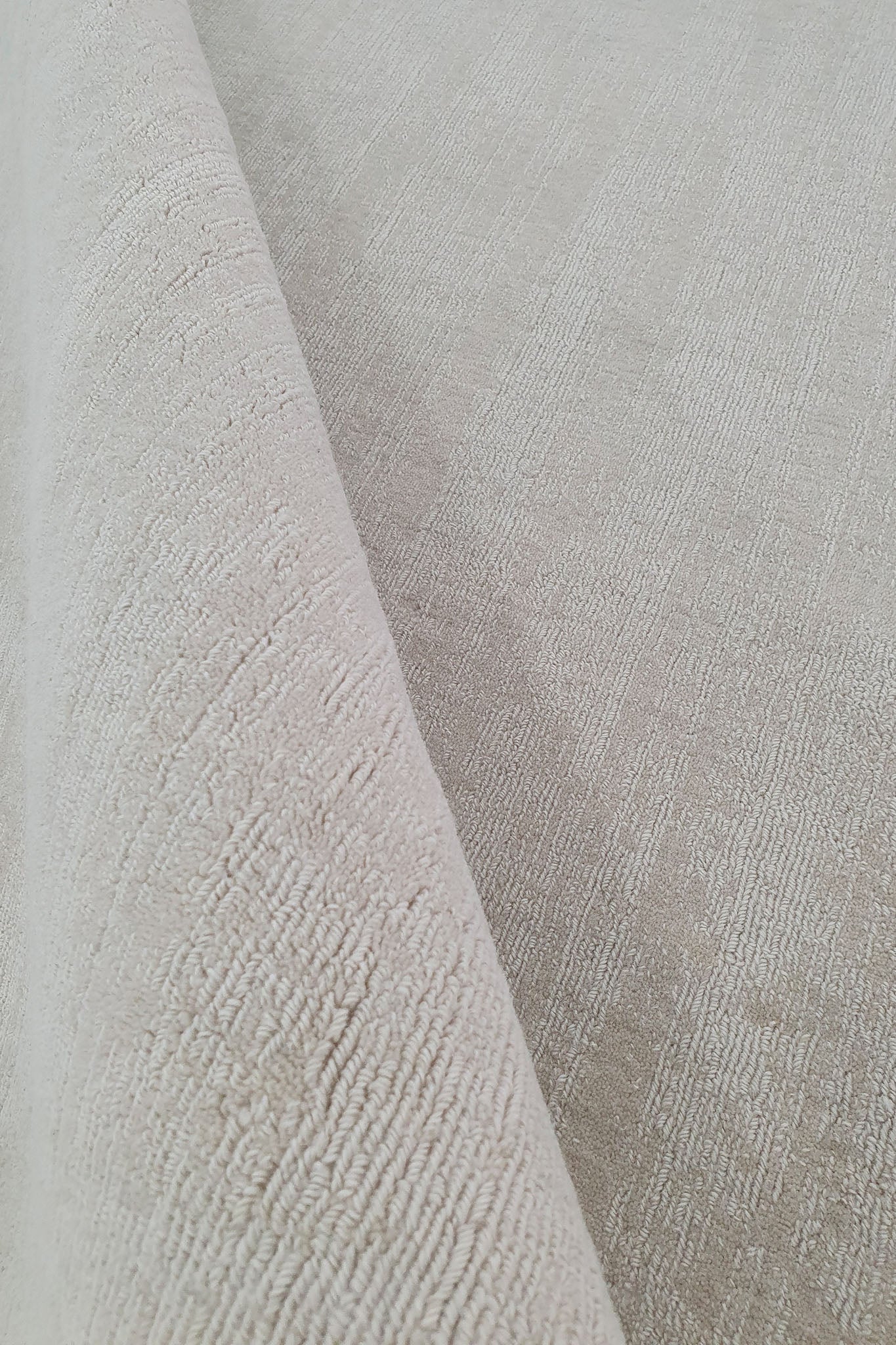 VELOUR SHEAR IVORY