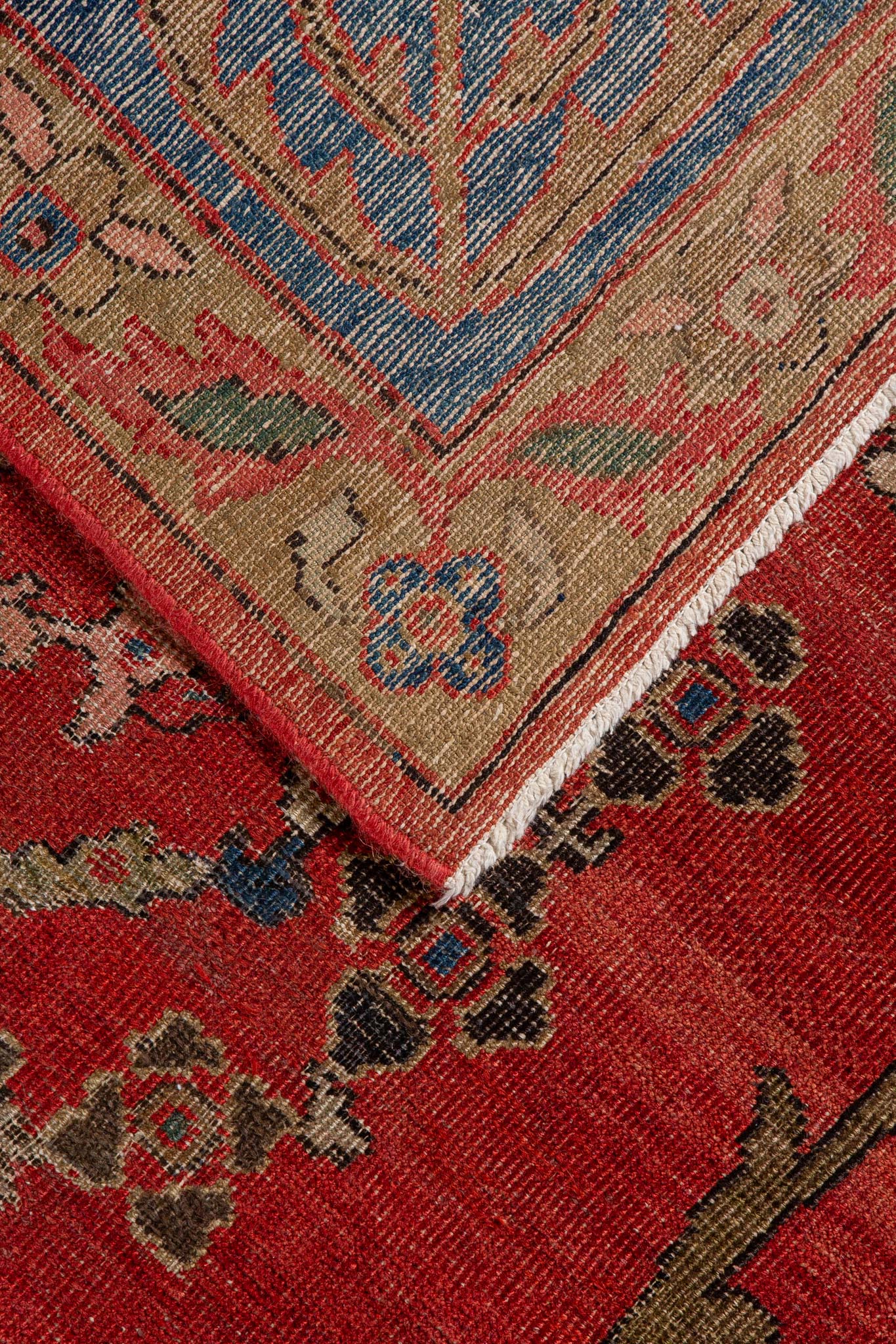 ANTIQUE PERSIAN SAROUGH