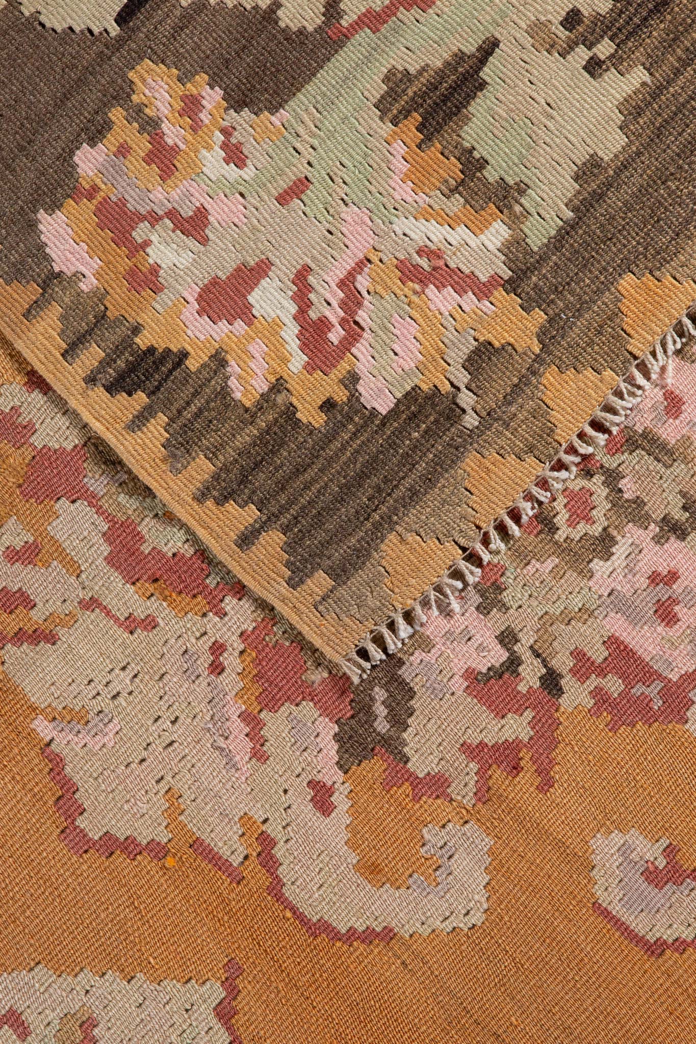 VINTAGE TURKISH FLORAL KILIM