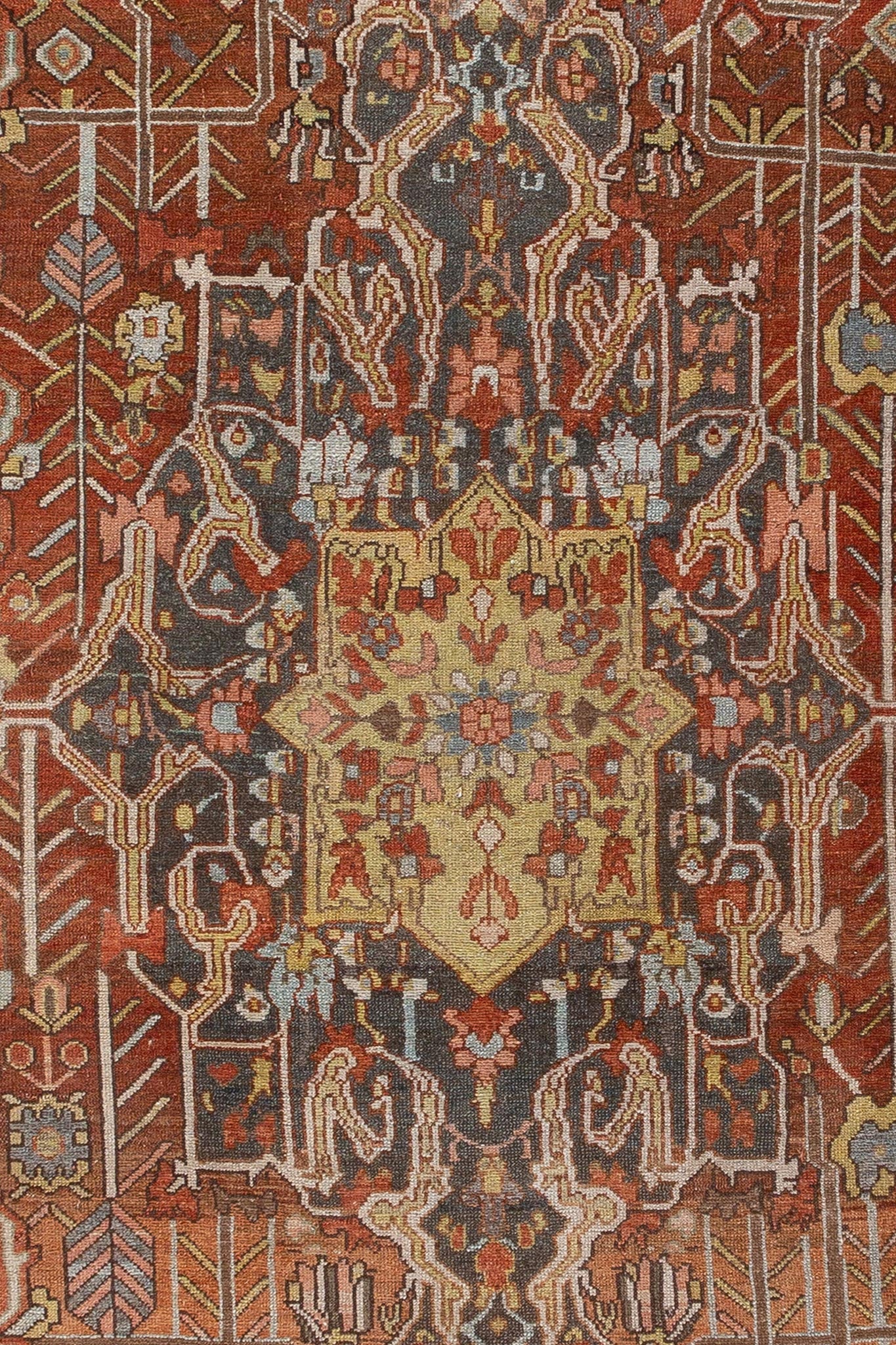 Vintage Persian Bhaktiar Rug, Persian Medallion Design, Classic Handwoven Rug with beautiful warm colors, available in Sydney or Melbourne in Australia