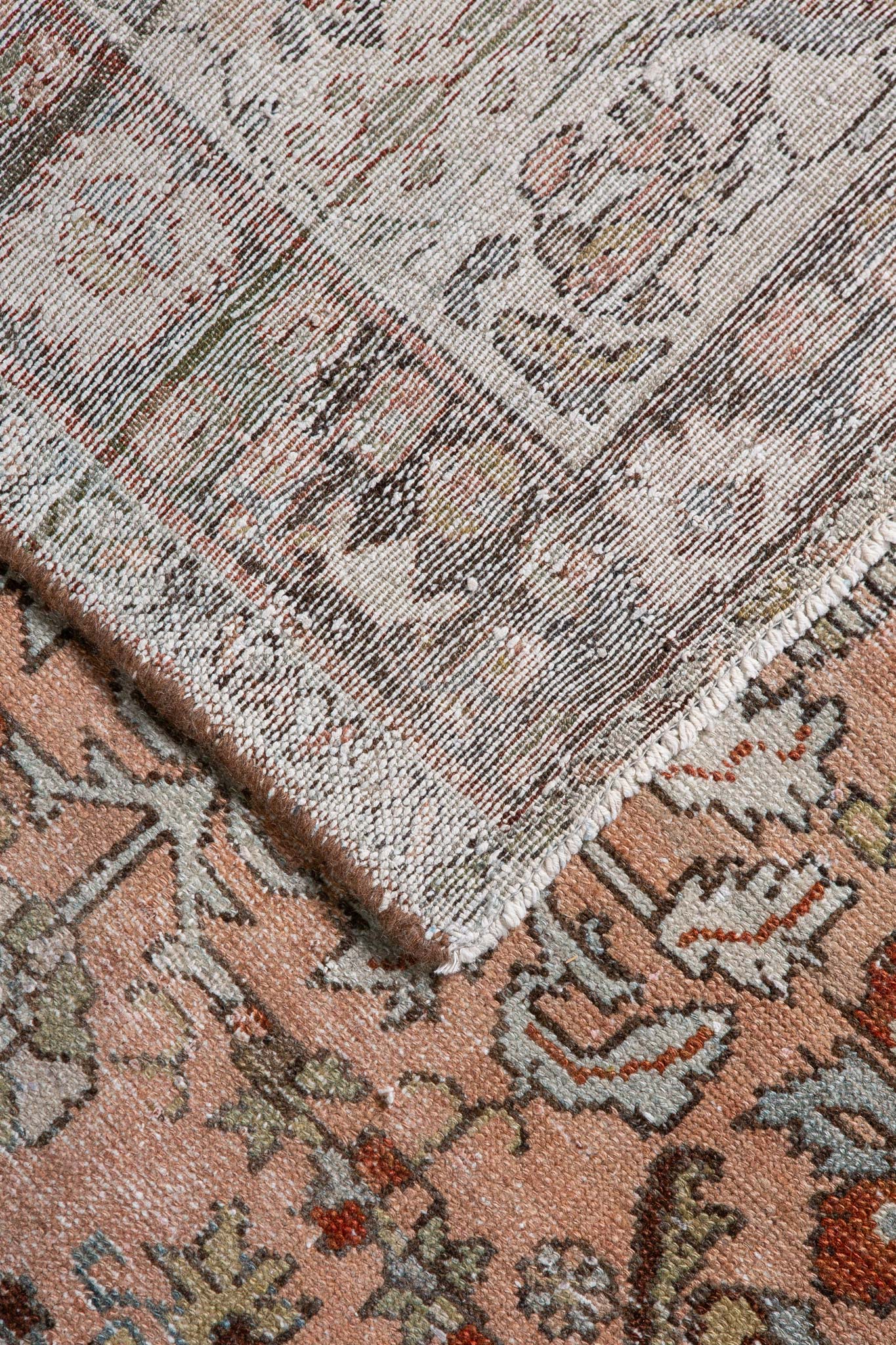 Full photo of vintage Persian Serapi rug, Persian design and patterns made of pure wool now available in Sydney and Melbourne, Australia