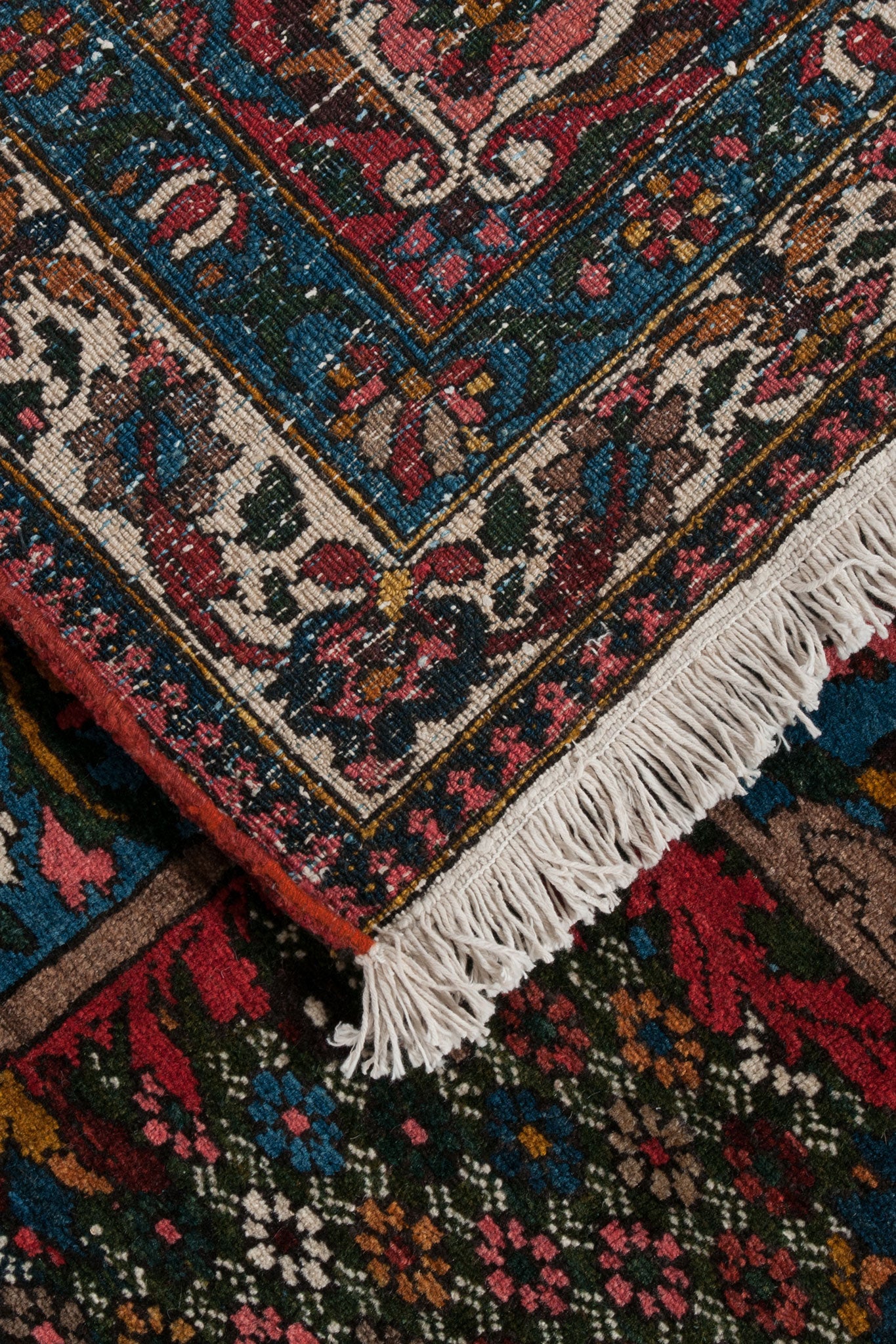 ANTIQUE PERSIAN BAKHTIARI