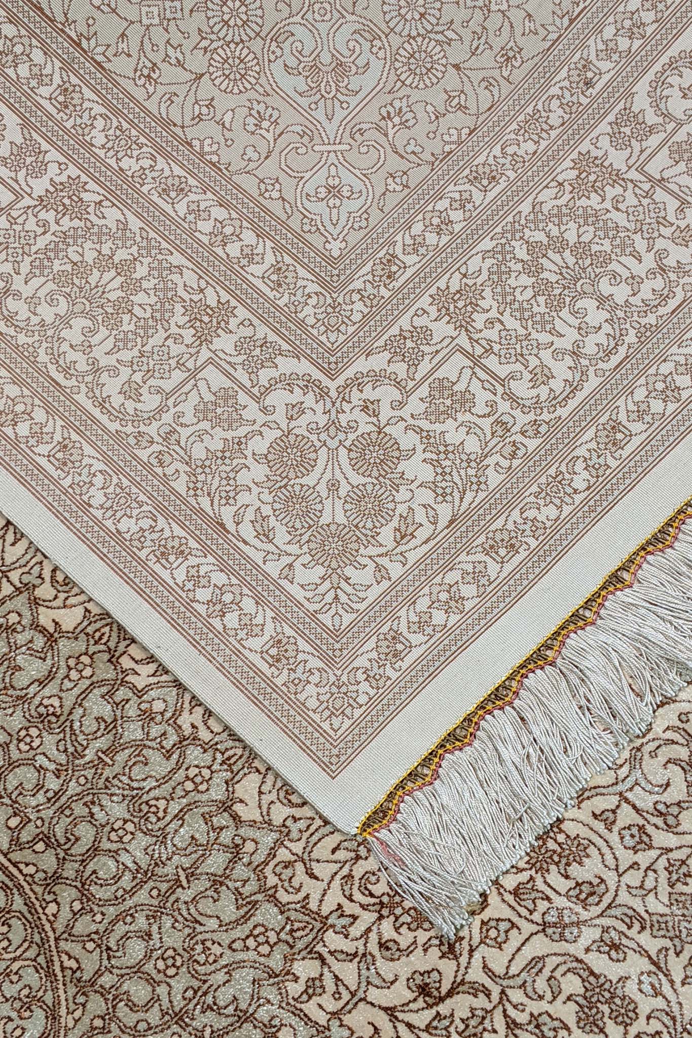 PERSIAN GHOM SILK