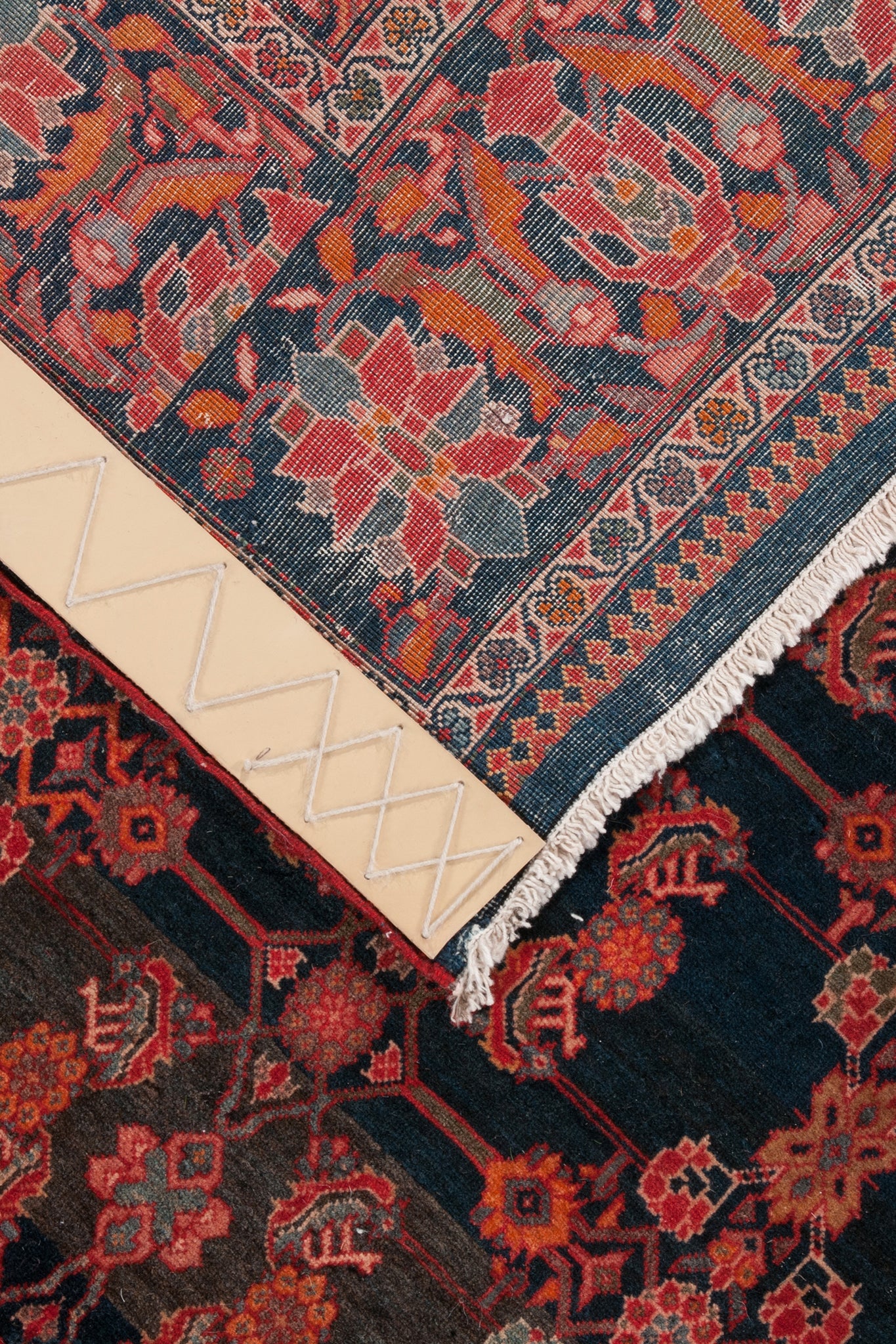 ANTIQUE PERSIAN FARAHAN SAROUK