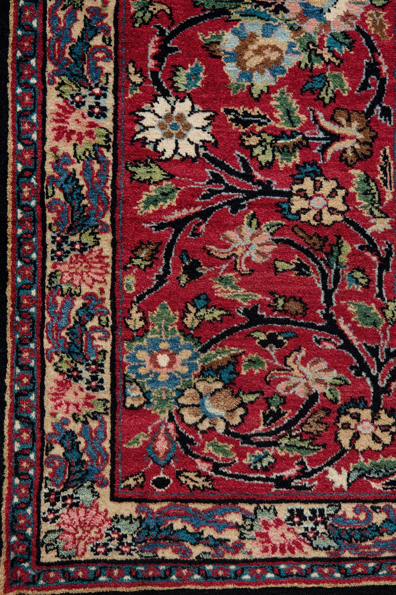 ANTIQUE PERSIAN BIDJAR