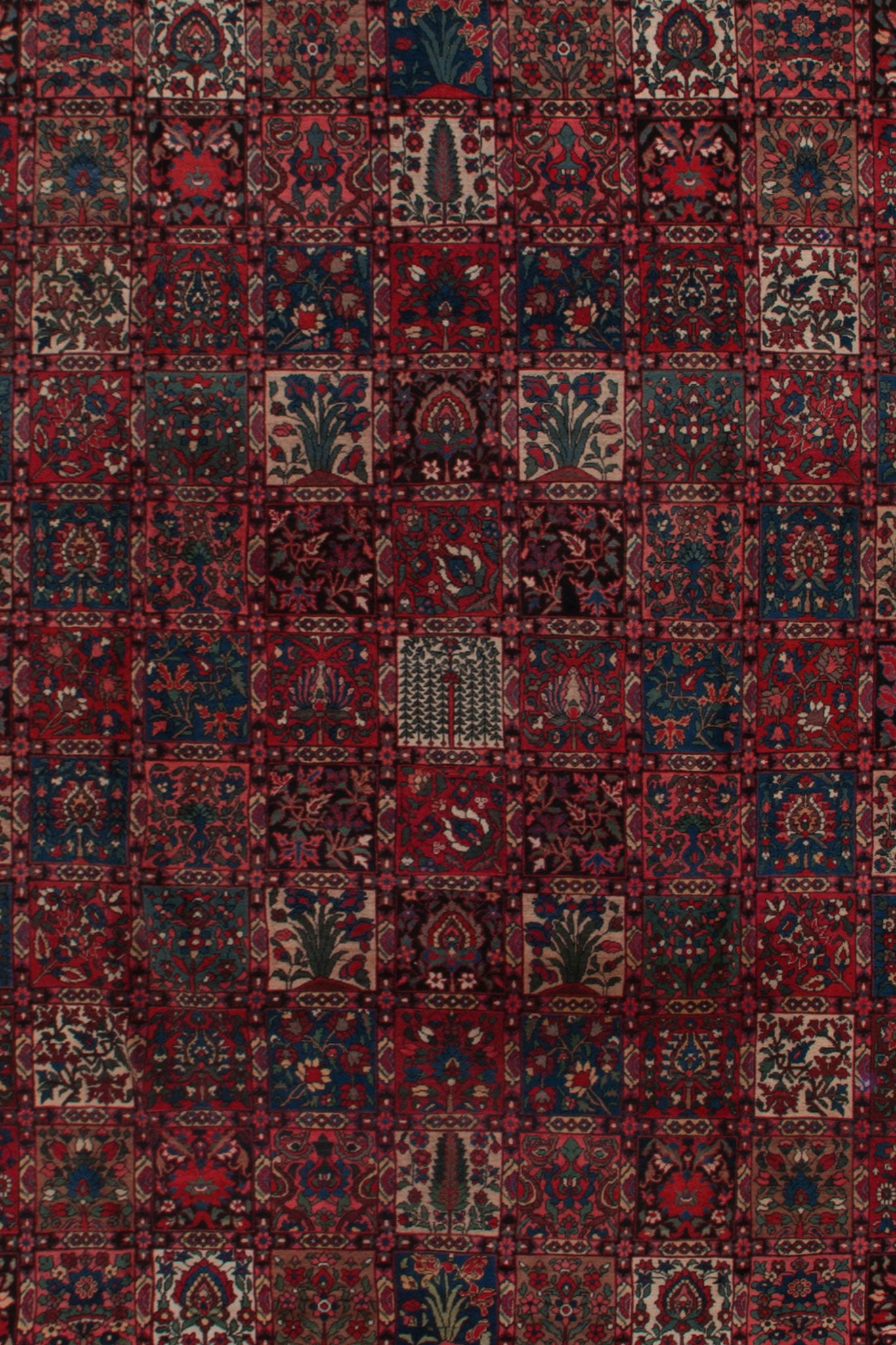 ANTIQUE PERSIAN BAKHTIAR