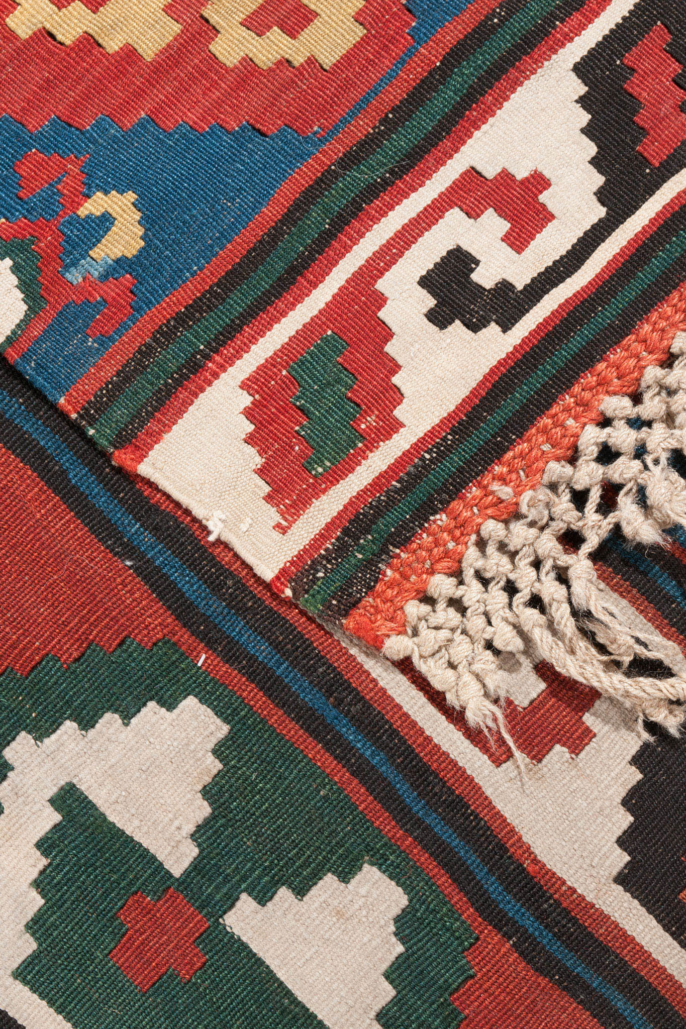 ANTIQUE CAUCASIAN SOUMAK KILIM