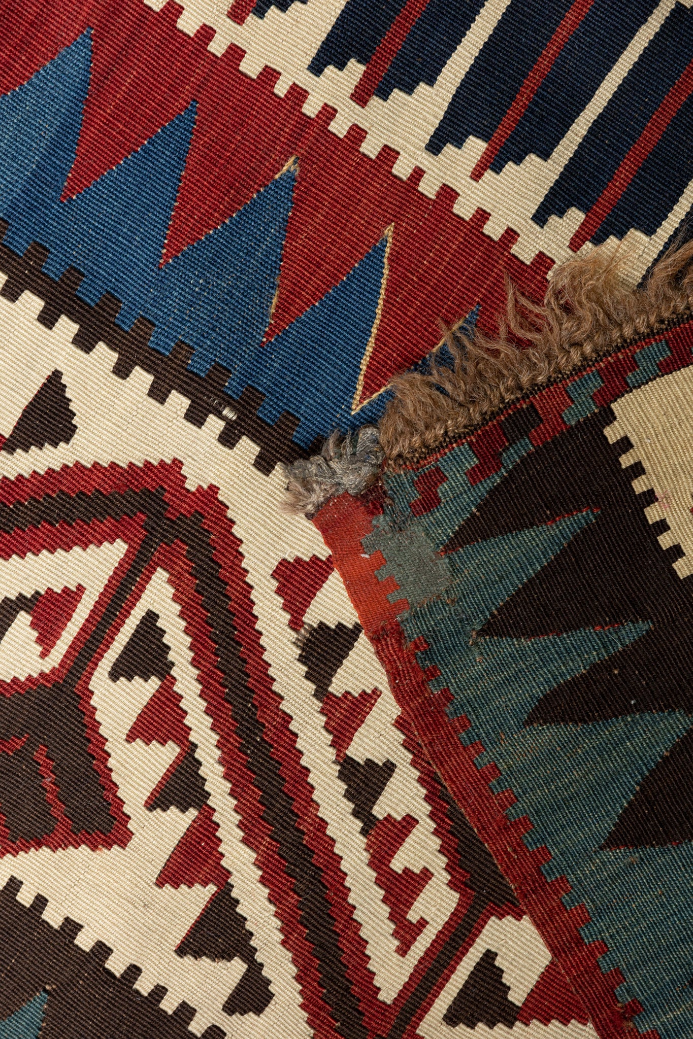 ANTIQUE CAUCASIAN KILIM SHIRVAN