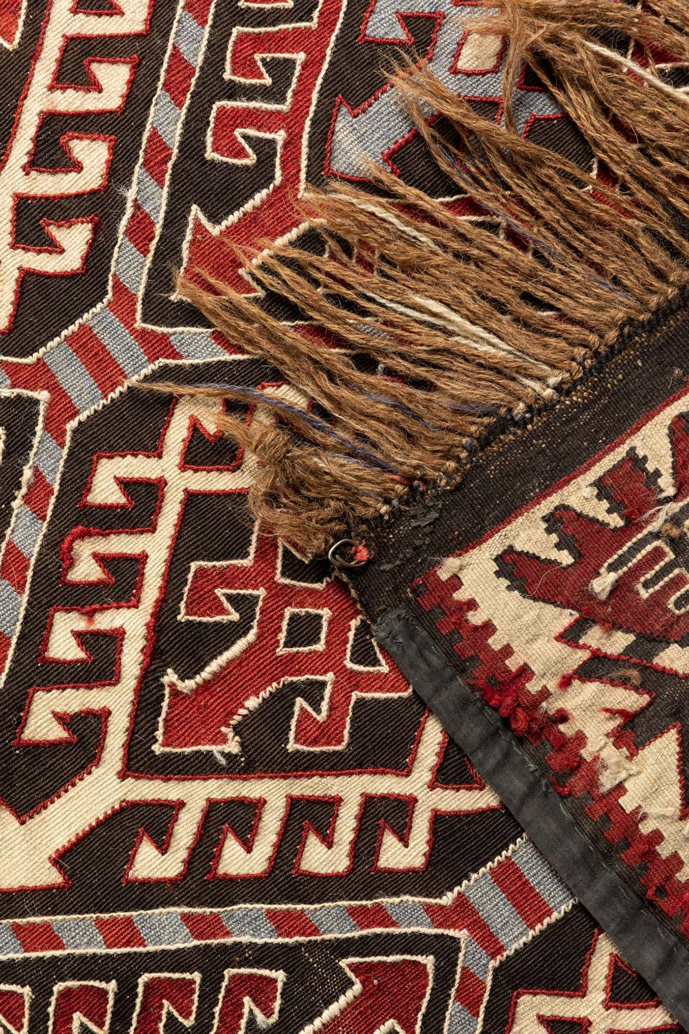 ANTIQUE SHIRVAN KELIM