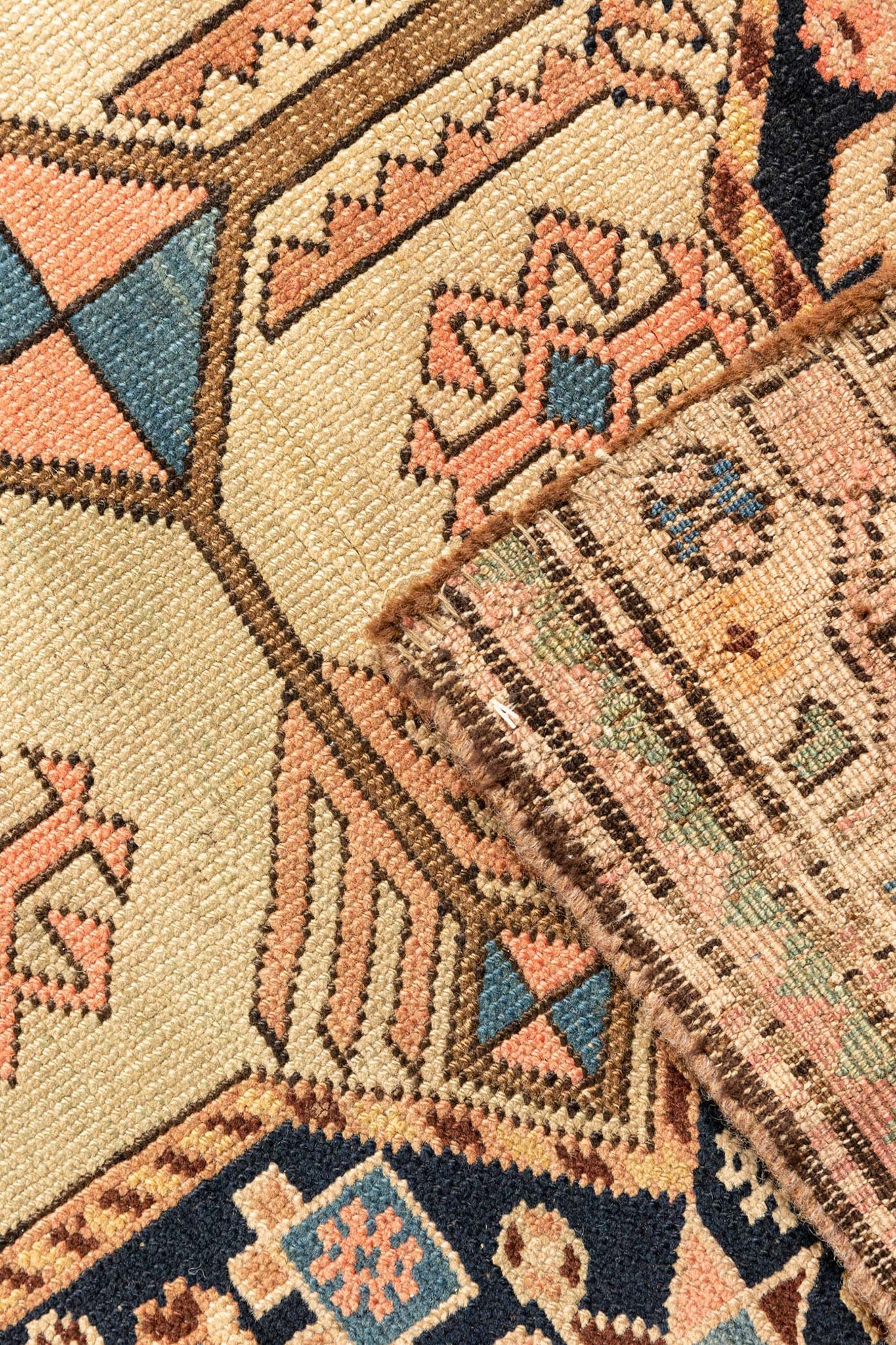 ANTIQUE CAUCASINA AKSTAFA