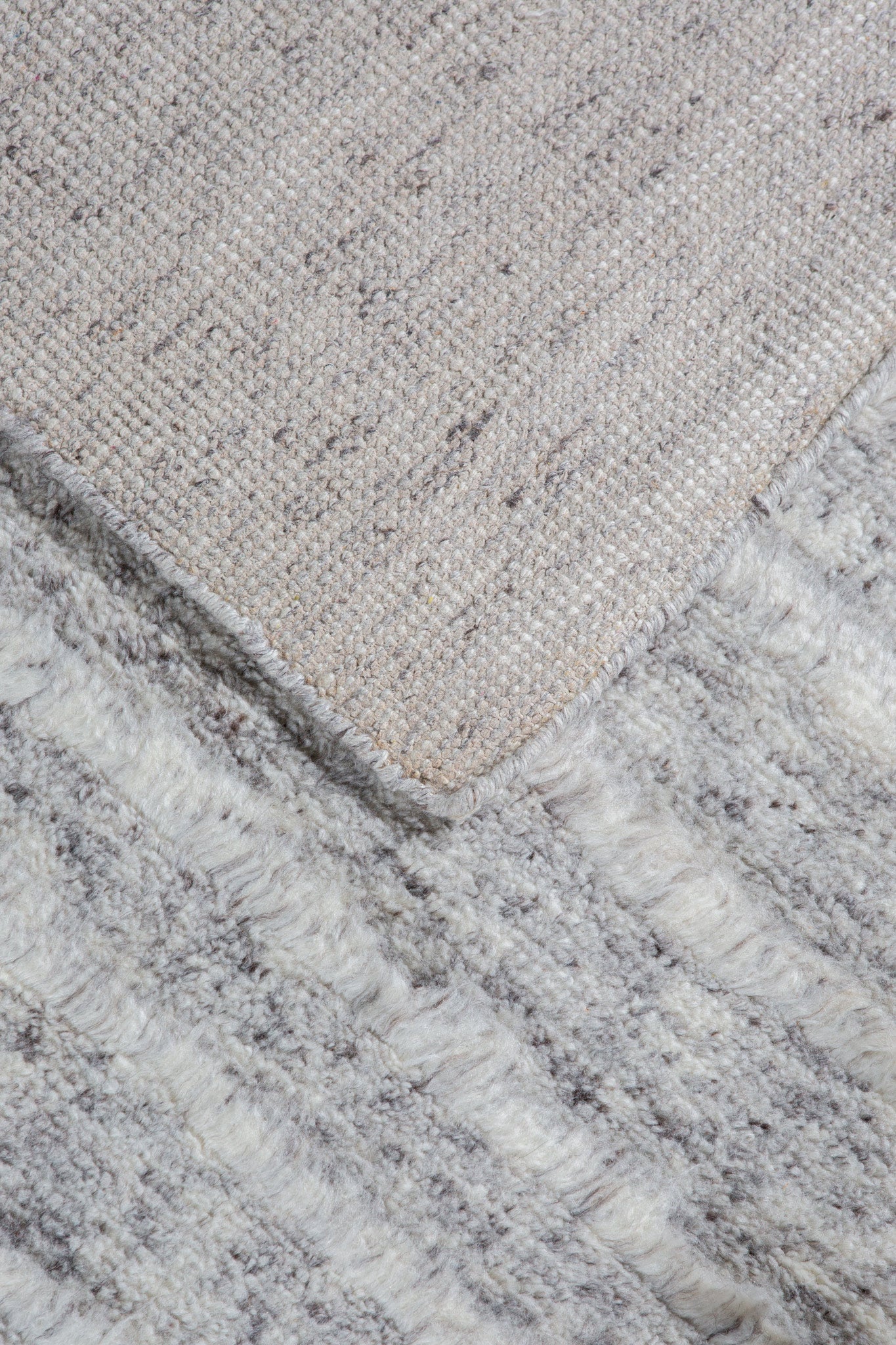 NOMAD RUSTIC STRIPES GREY