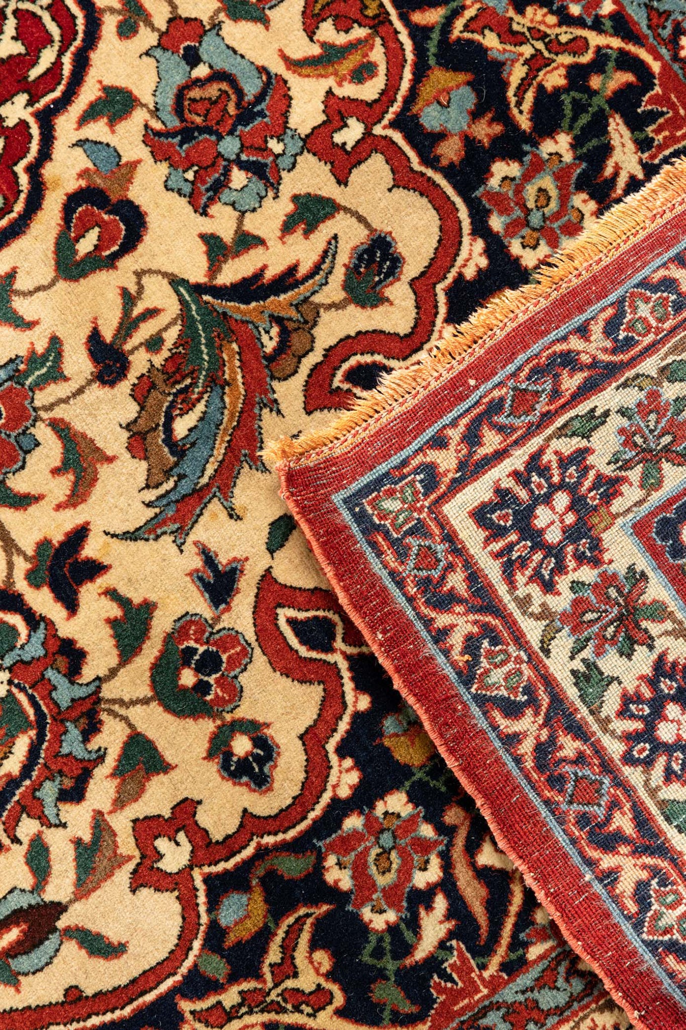 ANTIQUE PERSIAN ISFAHAN