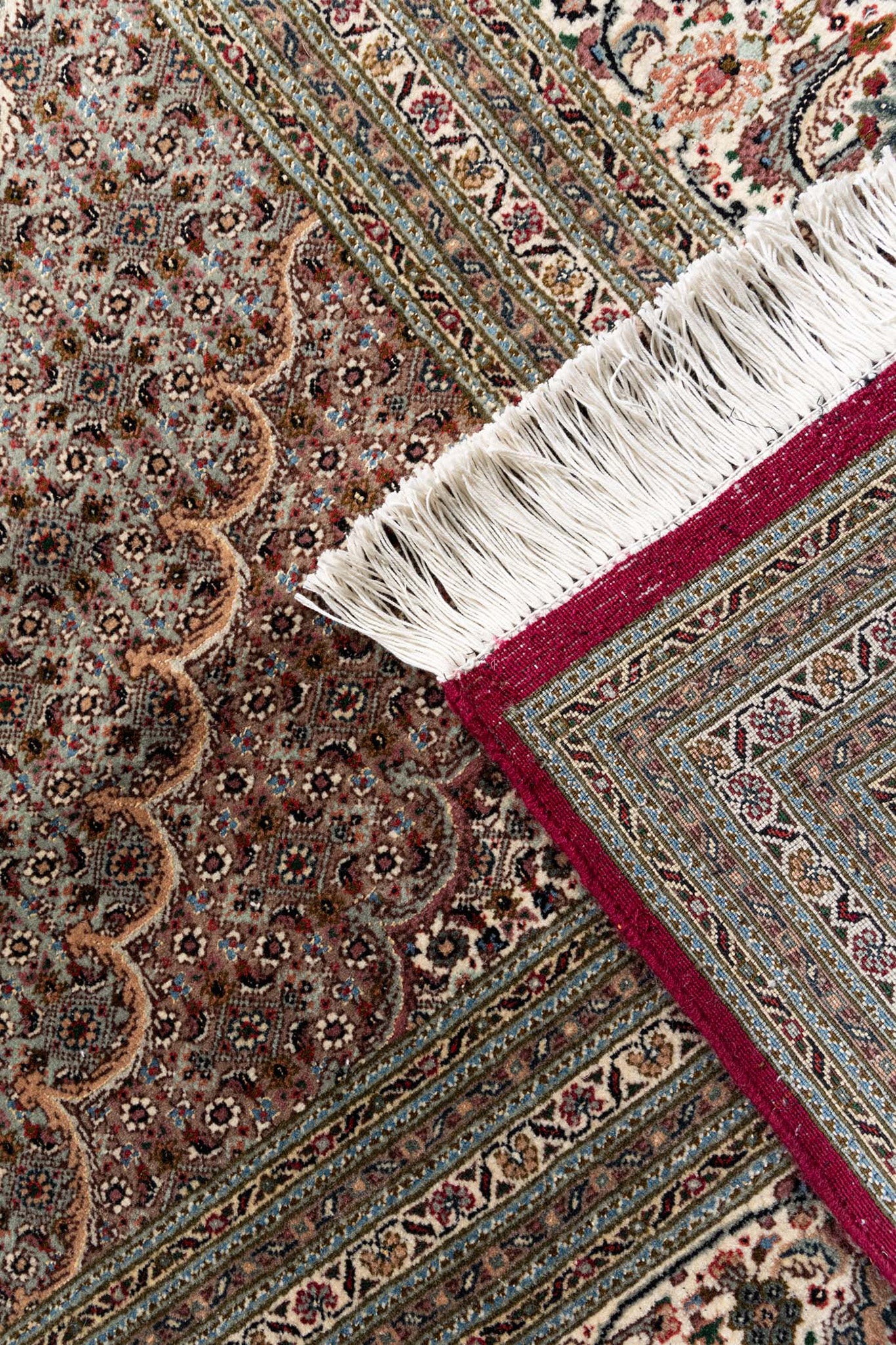 PERSIAN TABRIZ MAHI