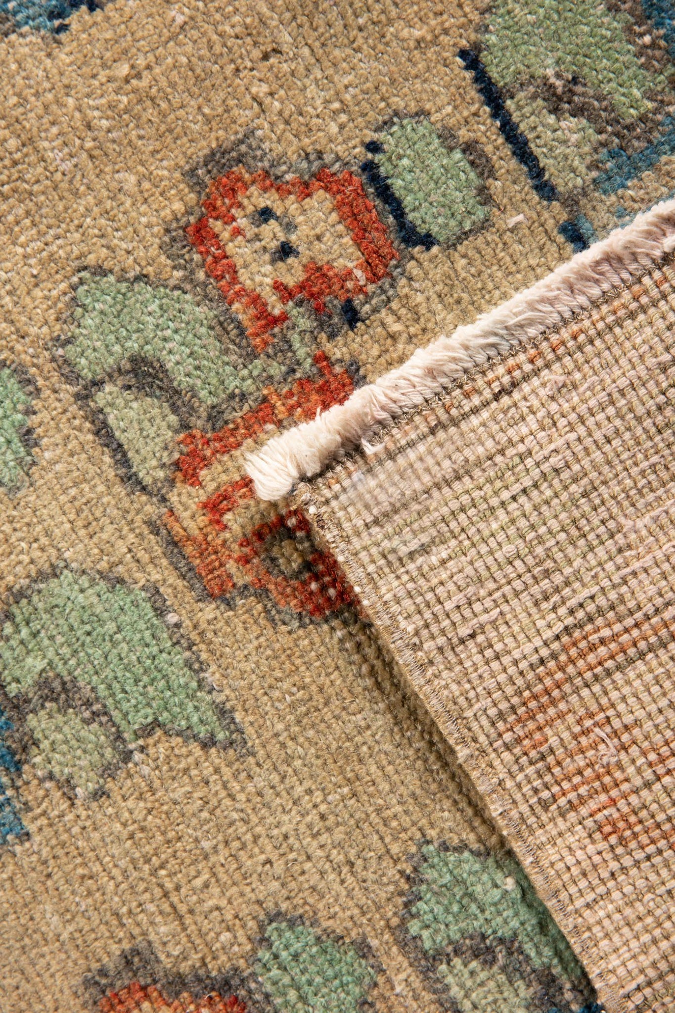 VINTAGE TURKISH RUG