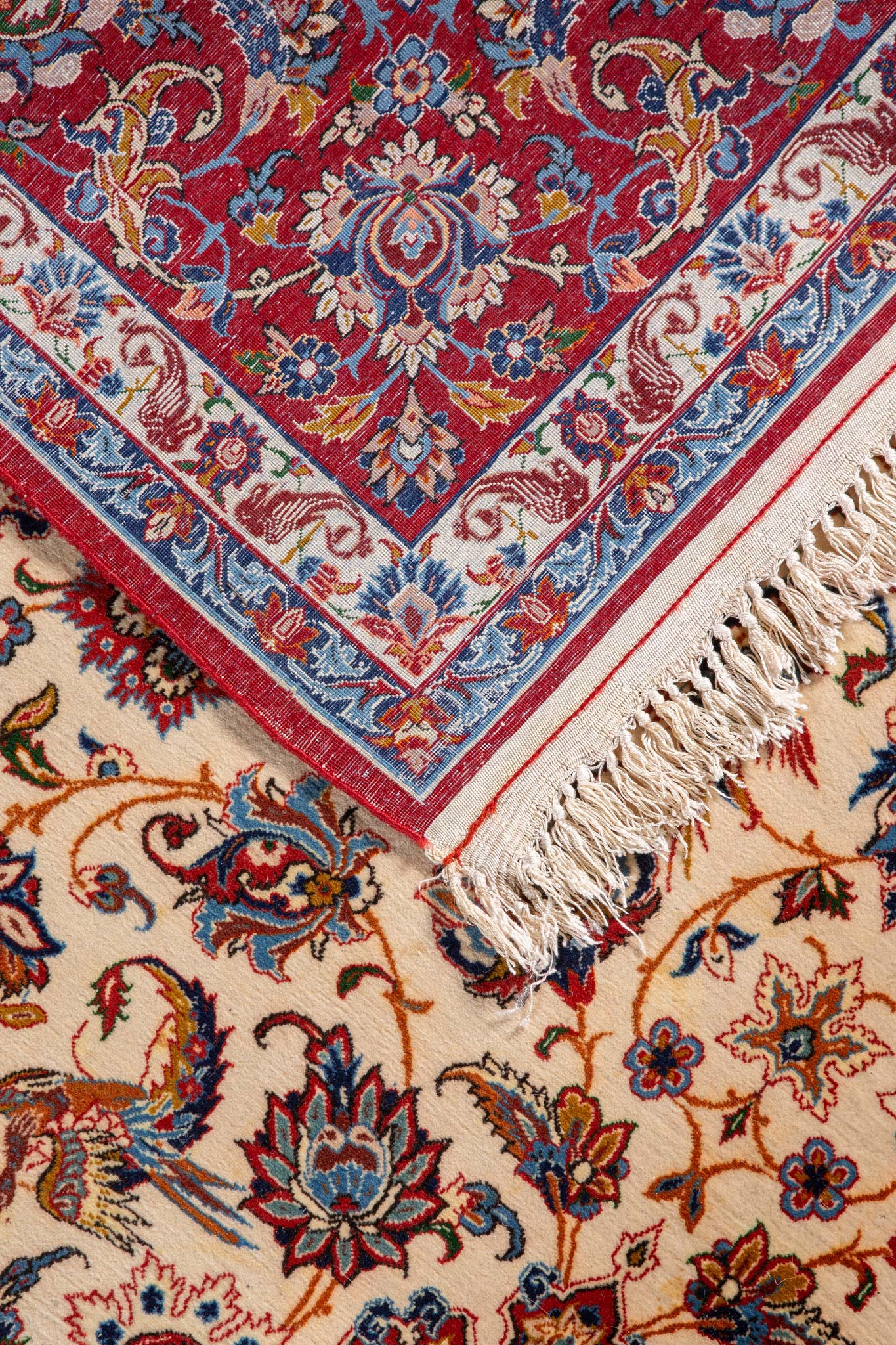 ANTIQUE PERSIAN ISFAHAN