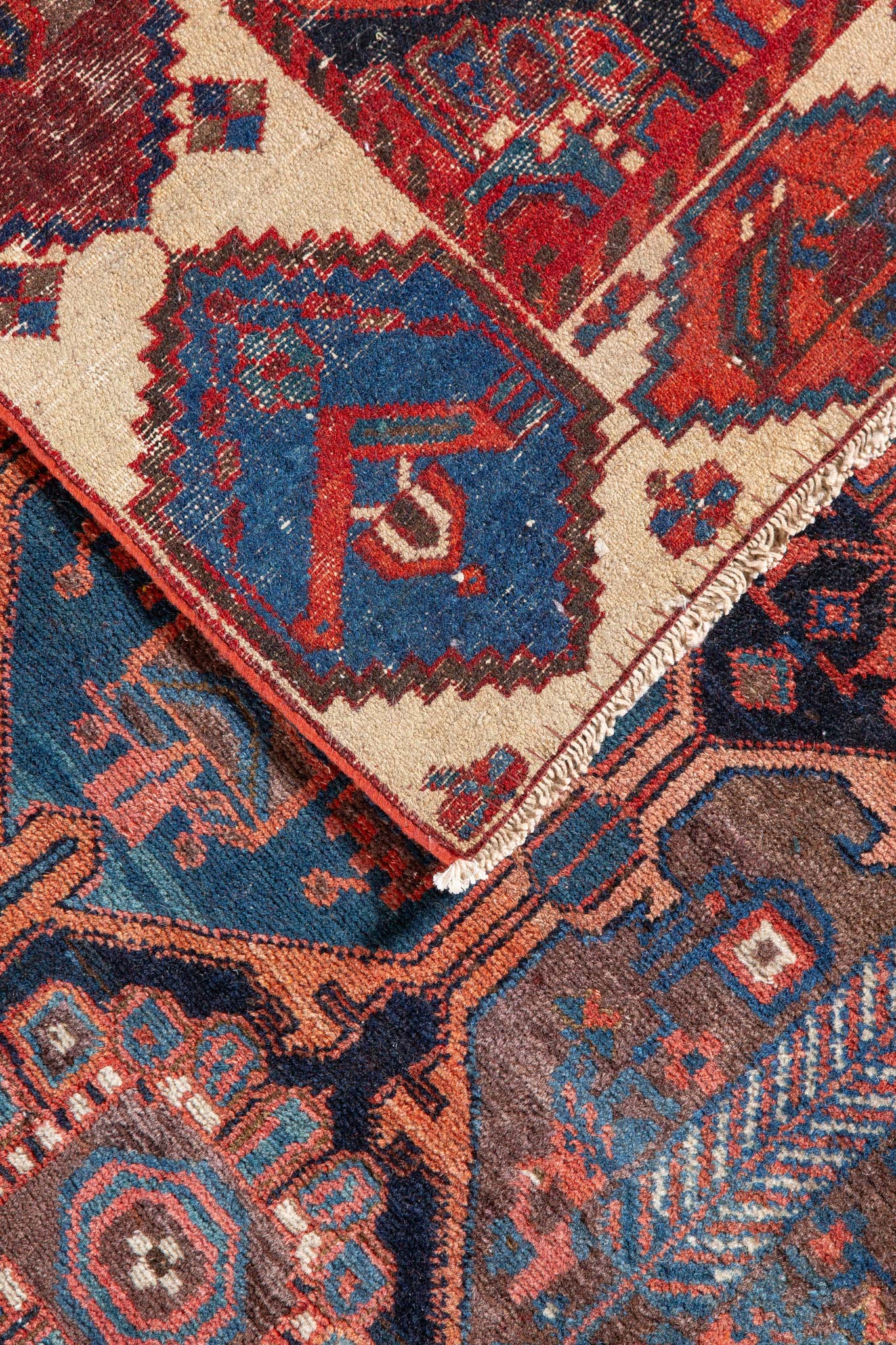 ANTIQUE PERSIAN BAKHTIAR