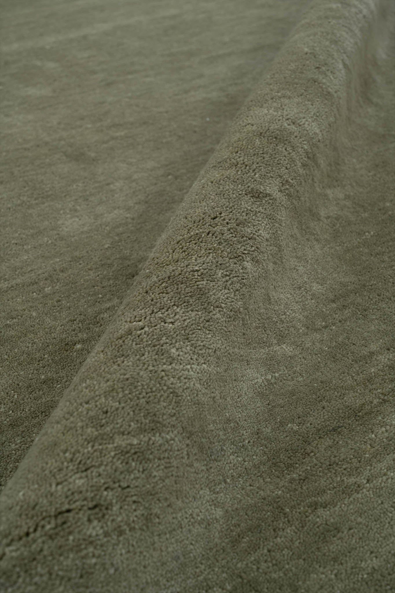 RAW EDGES BY M+M PEBBLE MOSS