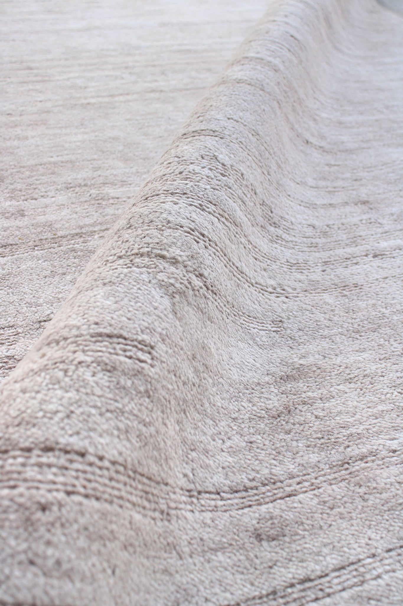 DUNE LINES LIGHT GREY