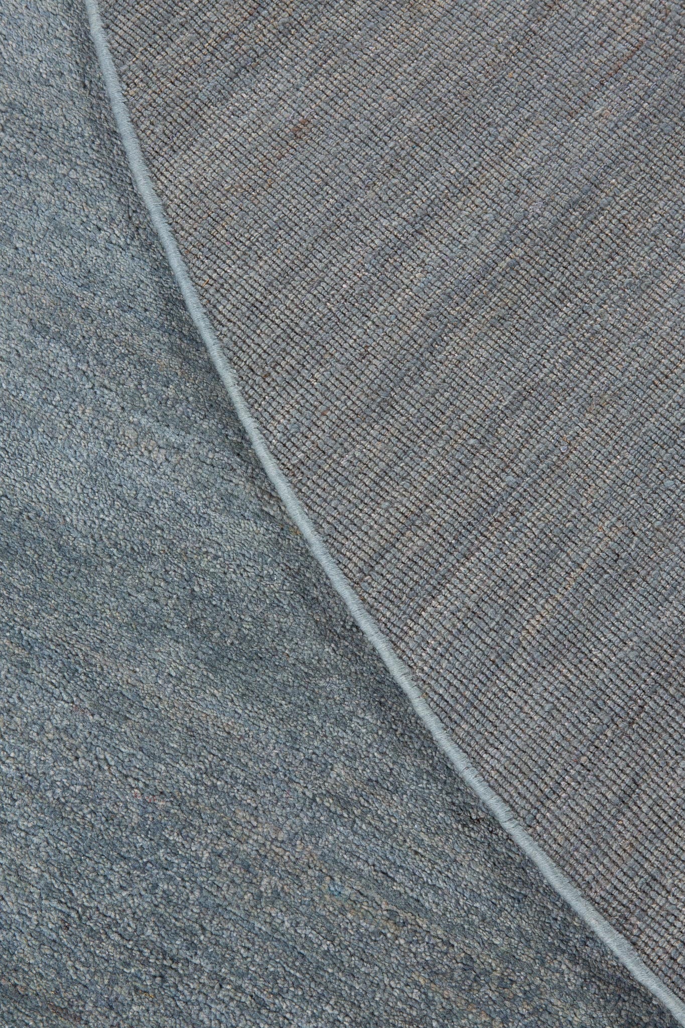 LUXURY WOOLS ABRASH SKY