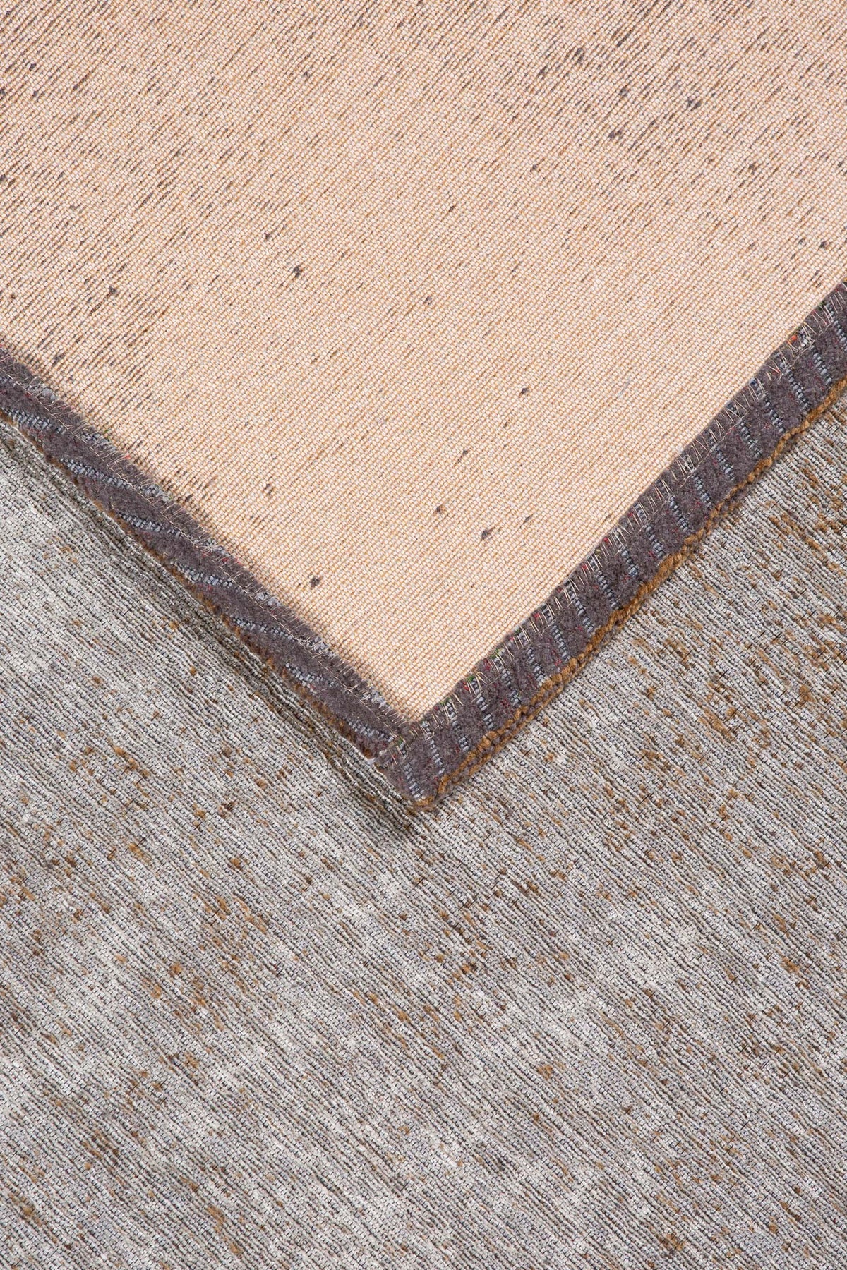 PATINA BORDER BRONZE