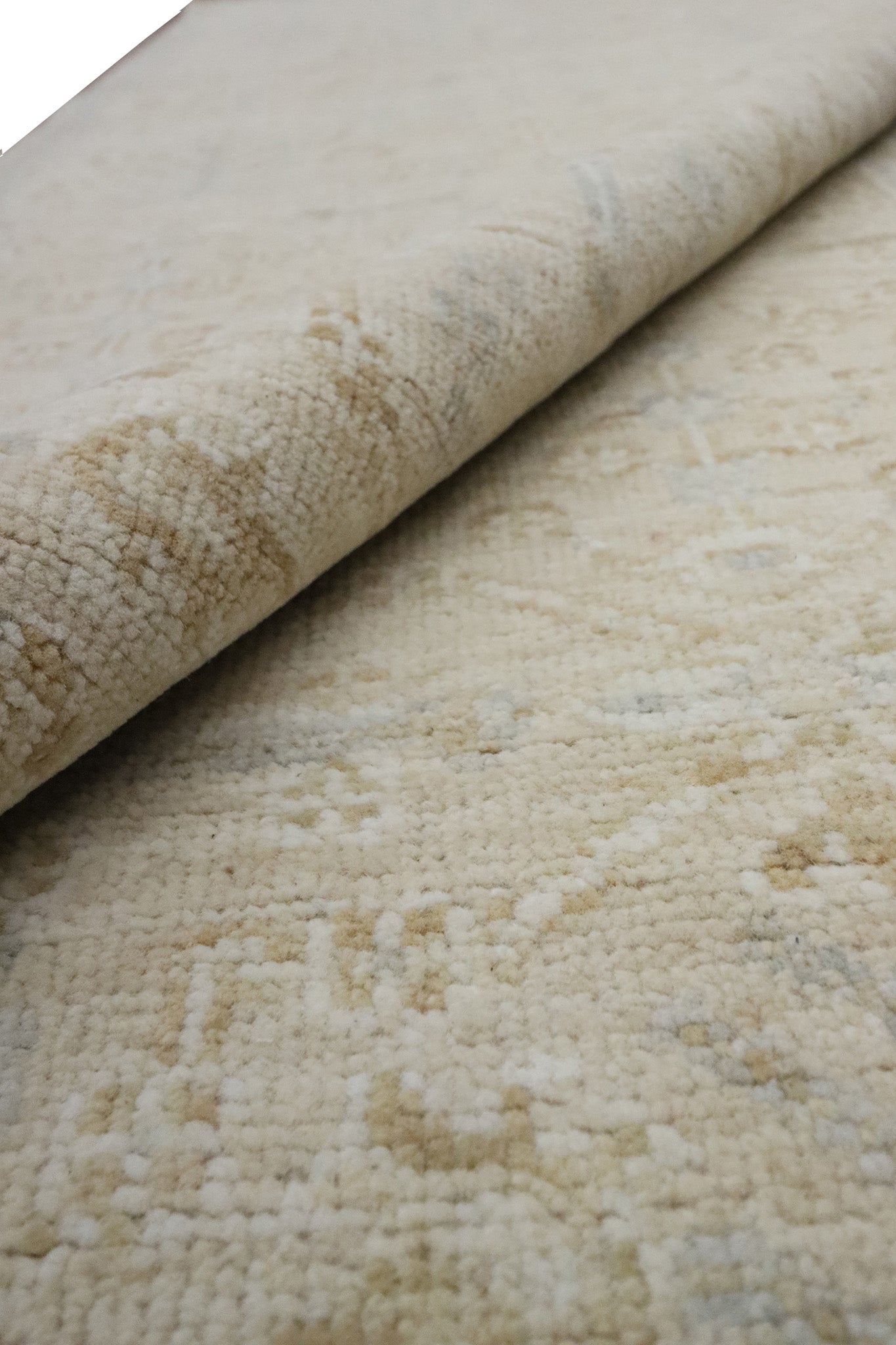 INDIA REVIVAL OUSHAK BEIGE