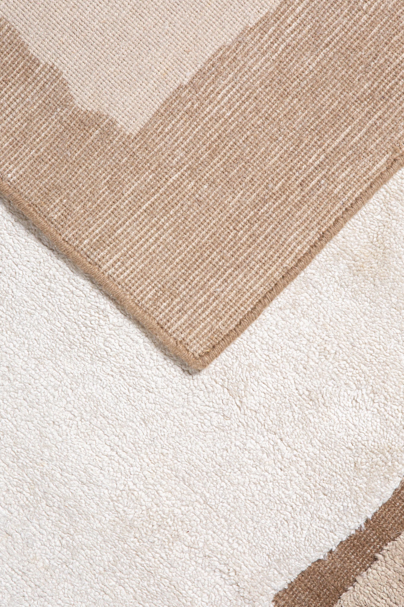 ALBA HANDKNOTTED SILK RUG
