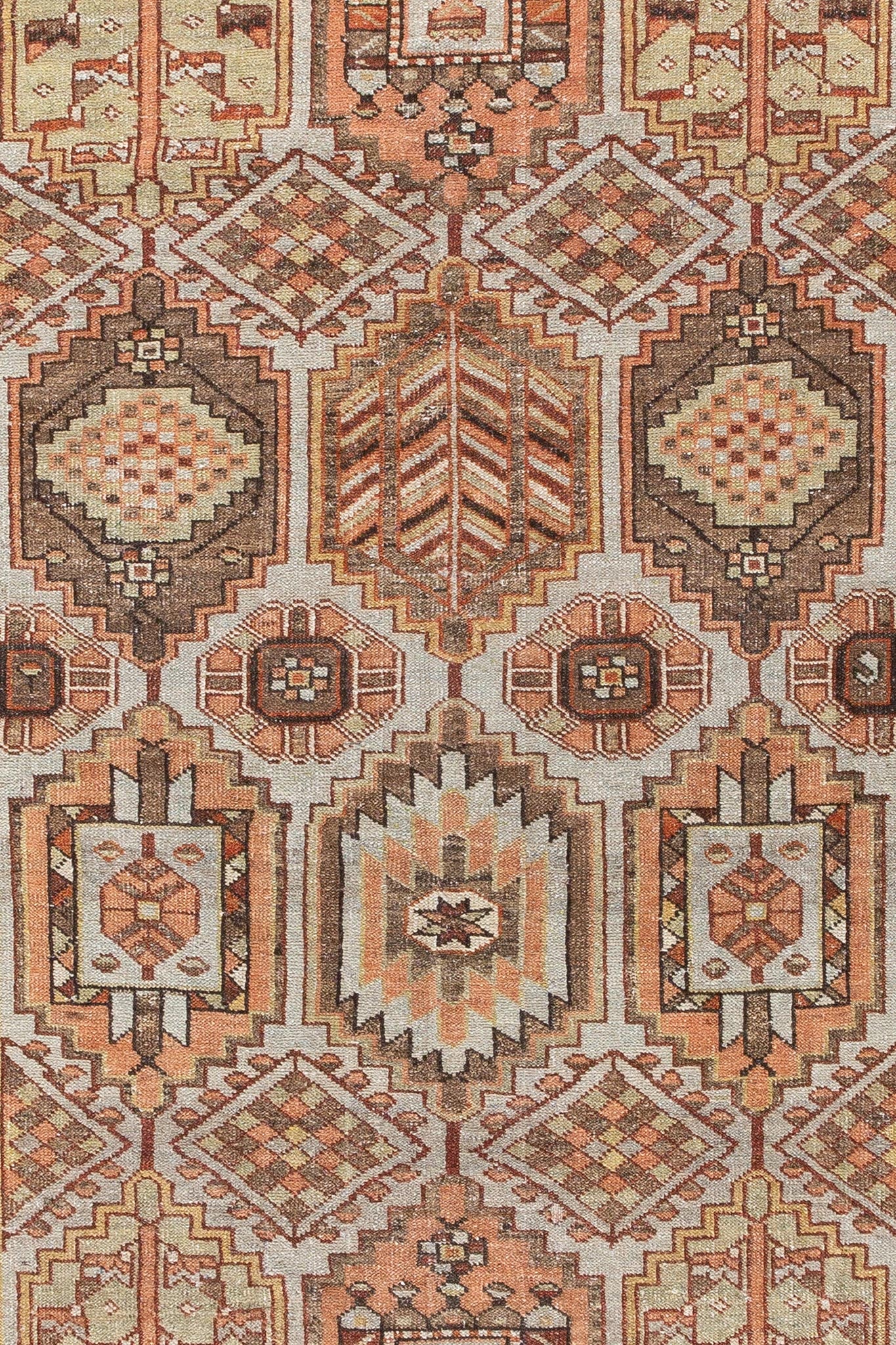 VINTAGE PERSIAN BAHKTIAR