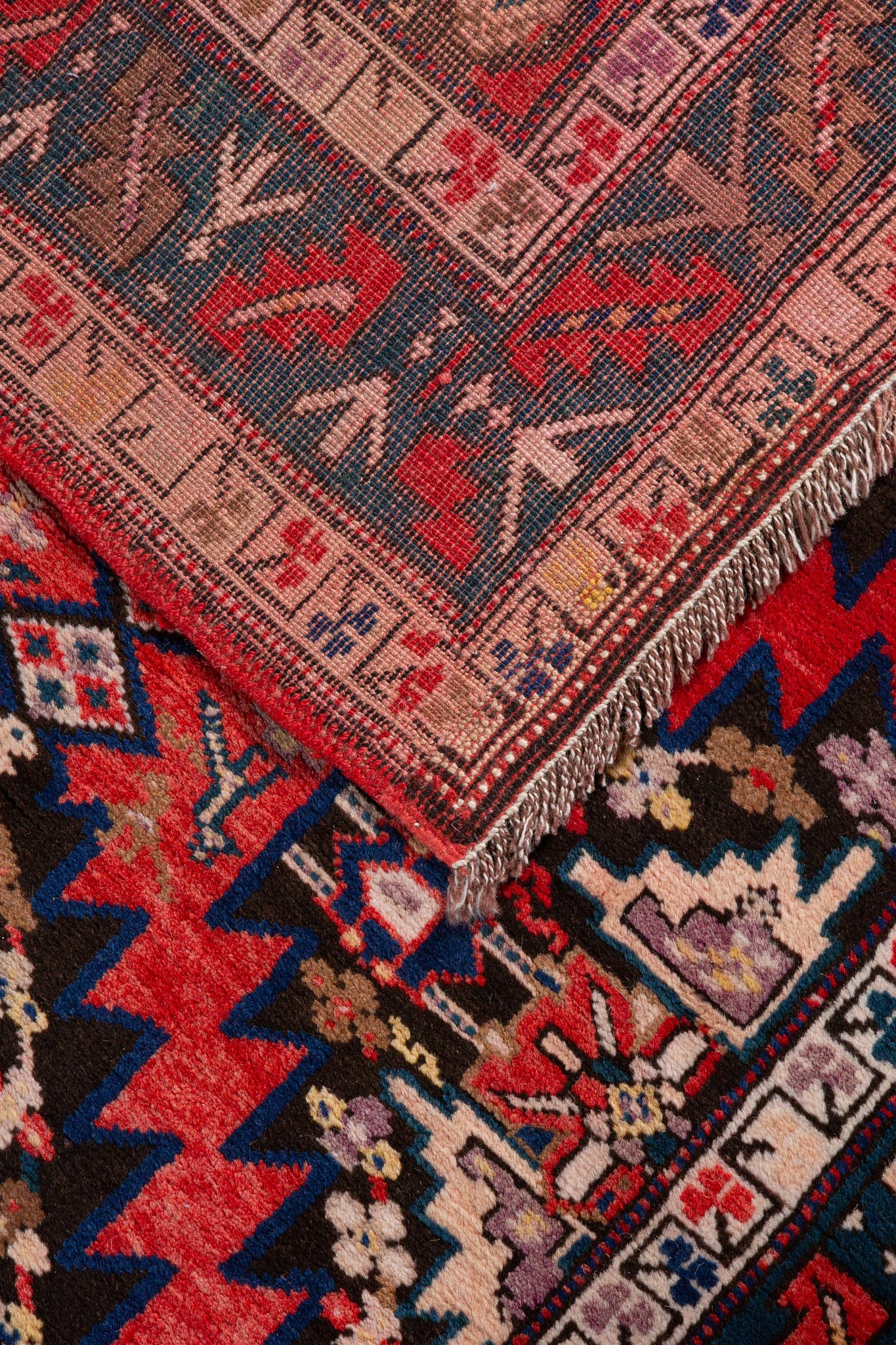 ANTIQUE CACUCASIAN