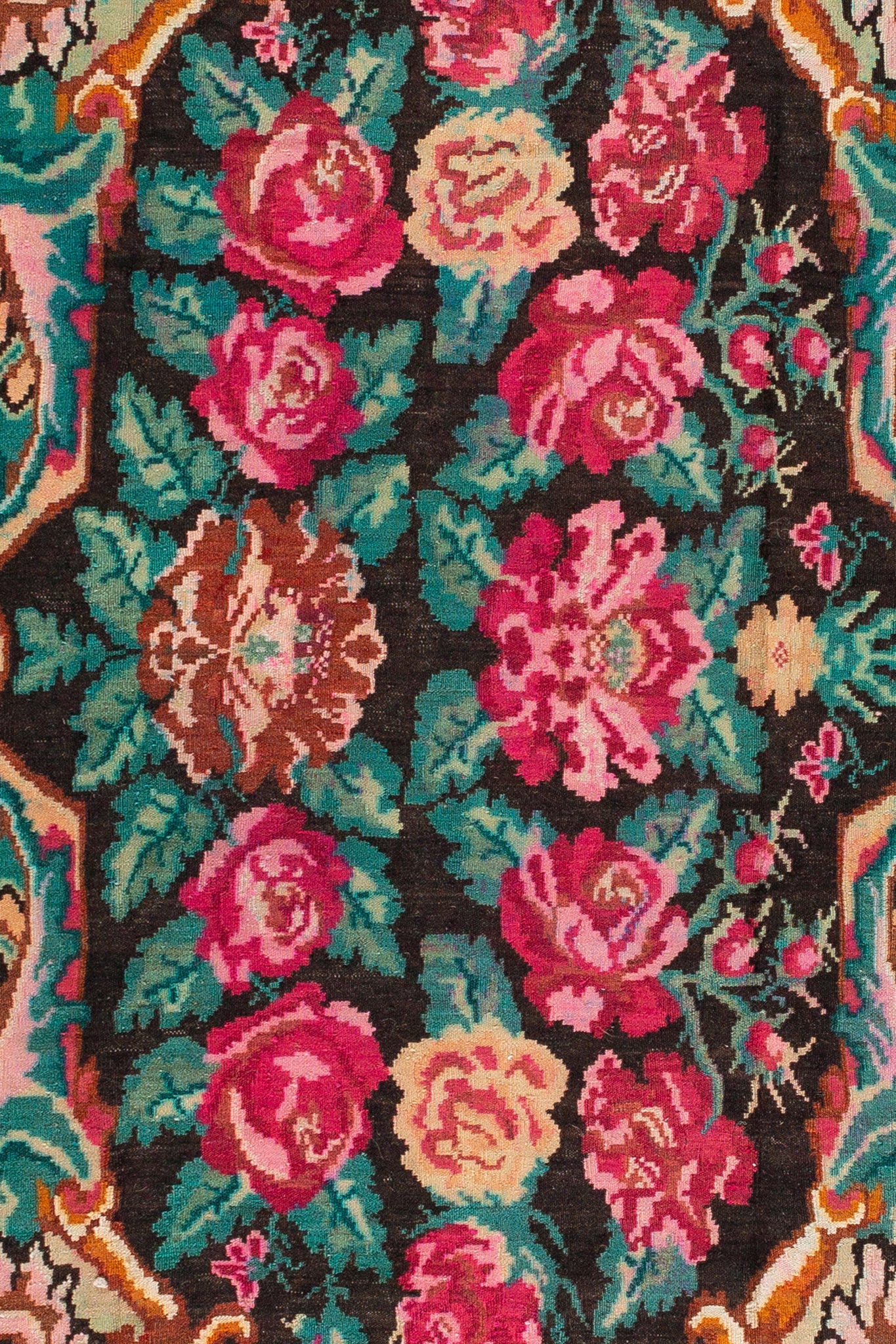 VINTAGE MOLDAVIAN KILIM