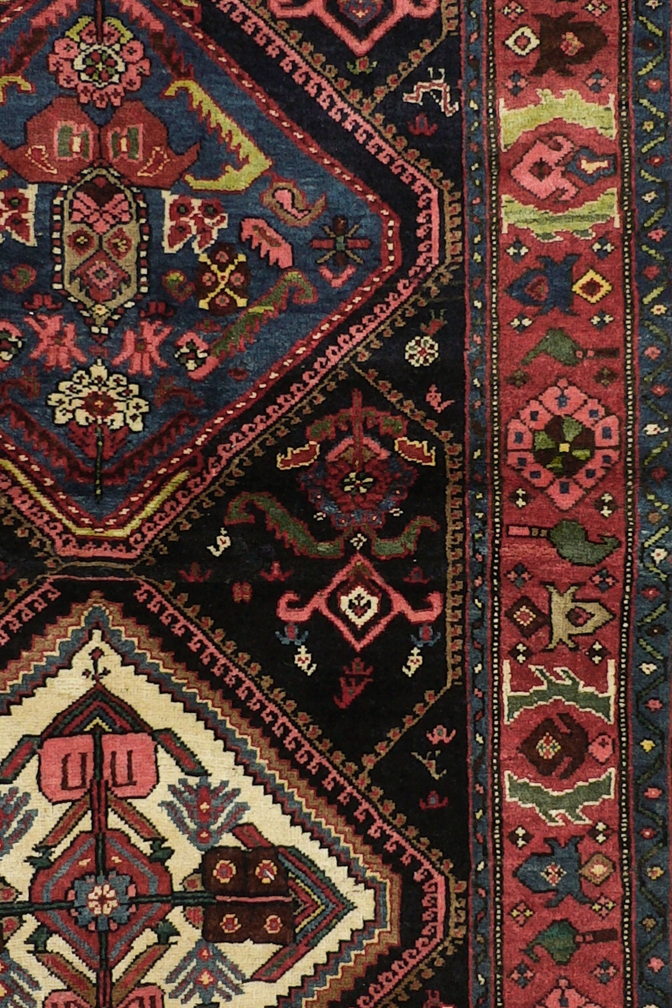 ANTIQUE PERSIAN BIDJAR