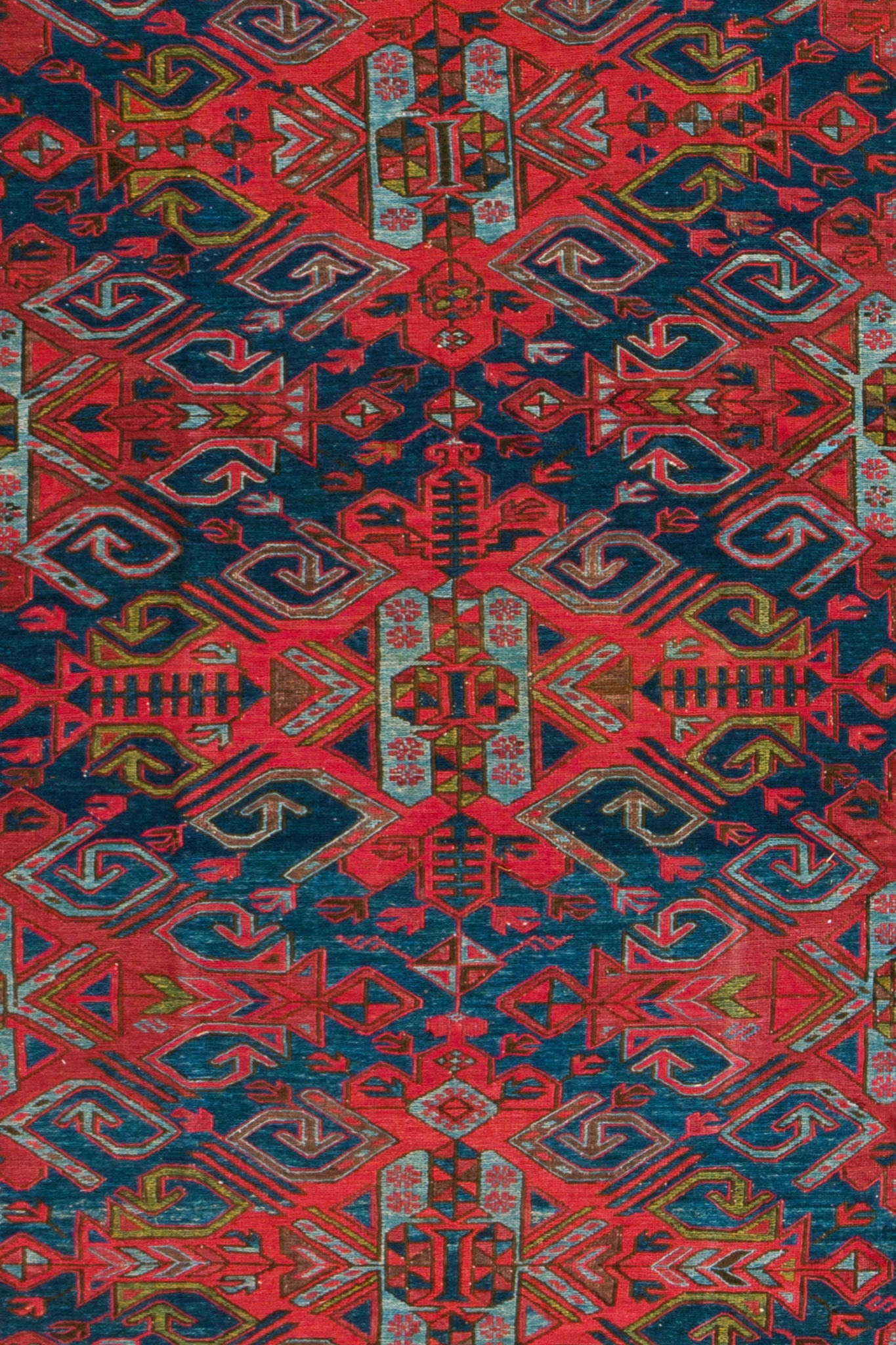 ANTIQUE CAUCASIAN SOUMAK C1950