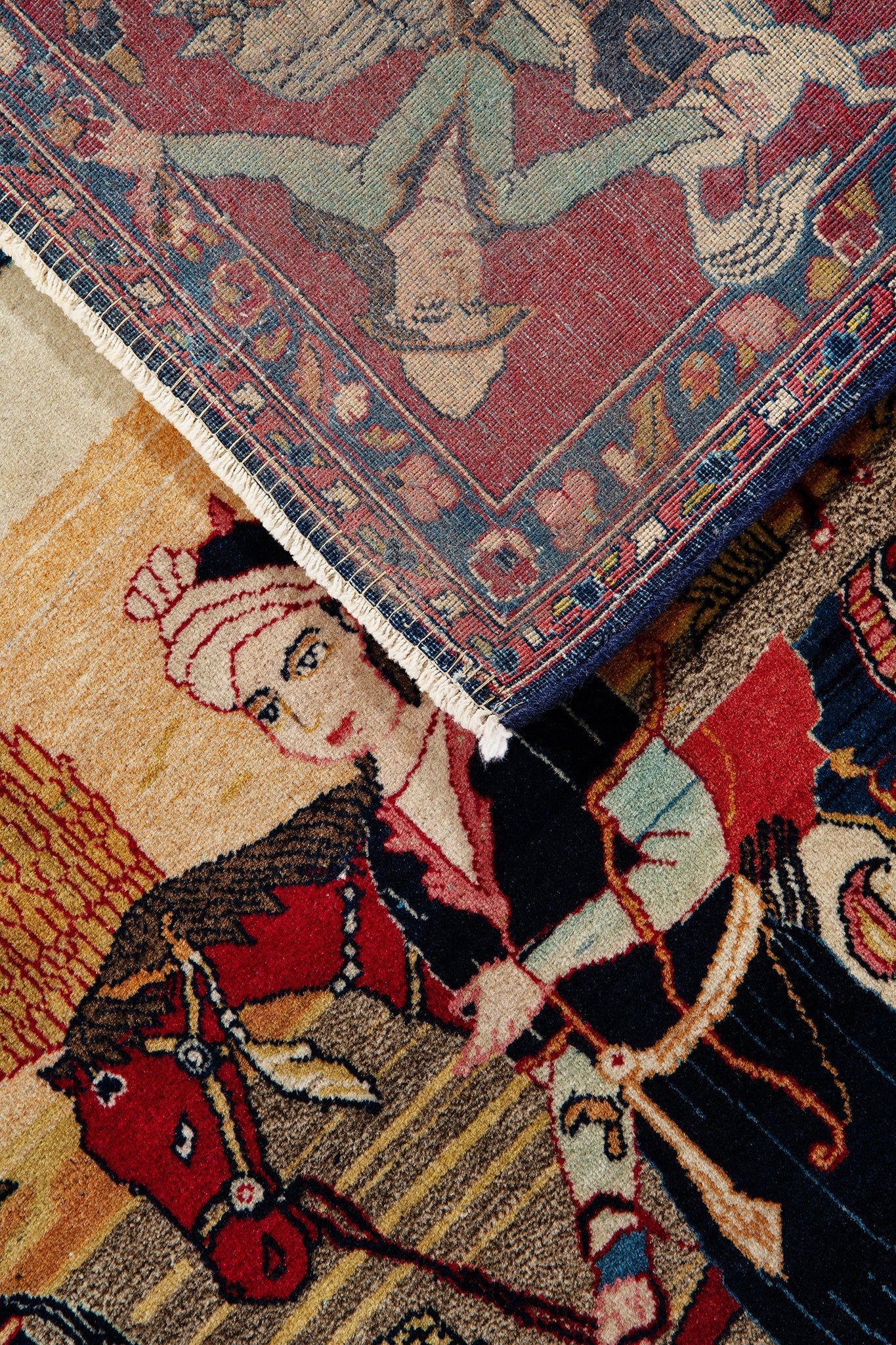 ANTIQUE PERSIAN KASHAN PICTORIAL