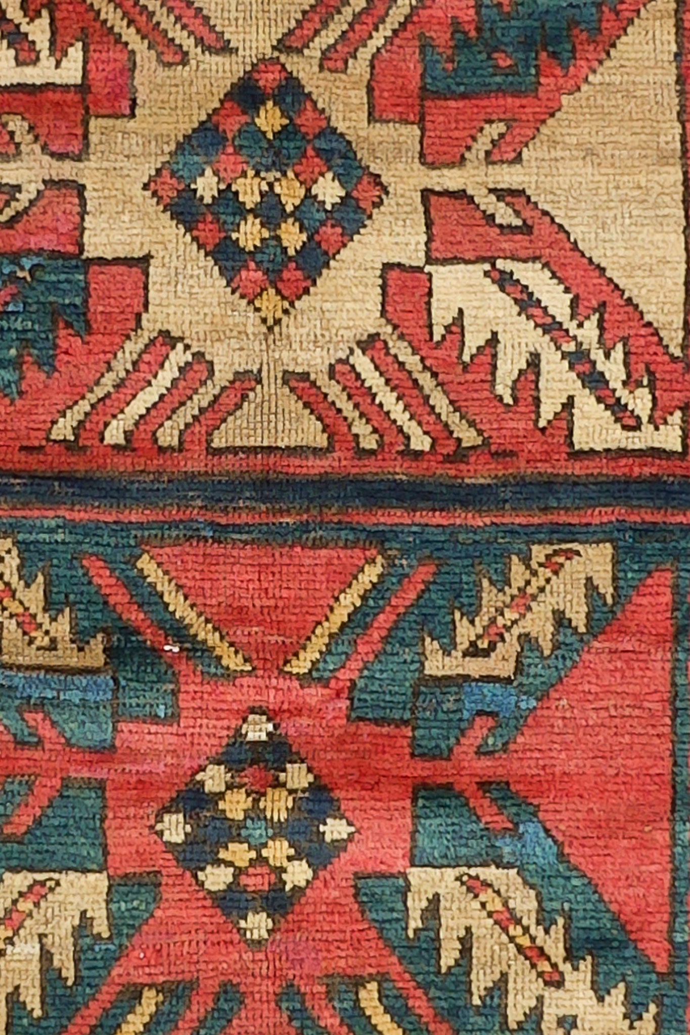 ANTIQUE CAUCASIAN KAZAK