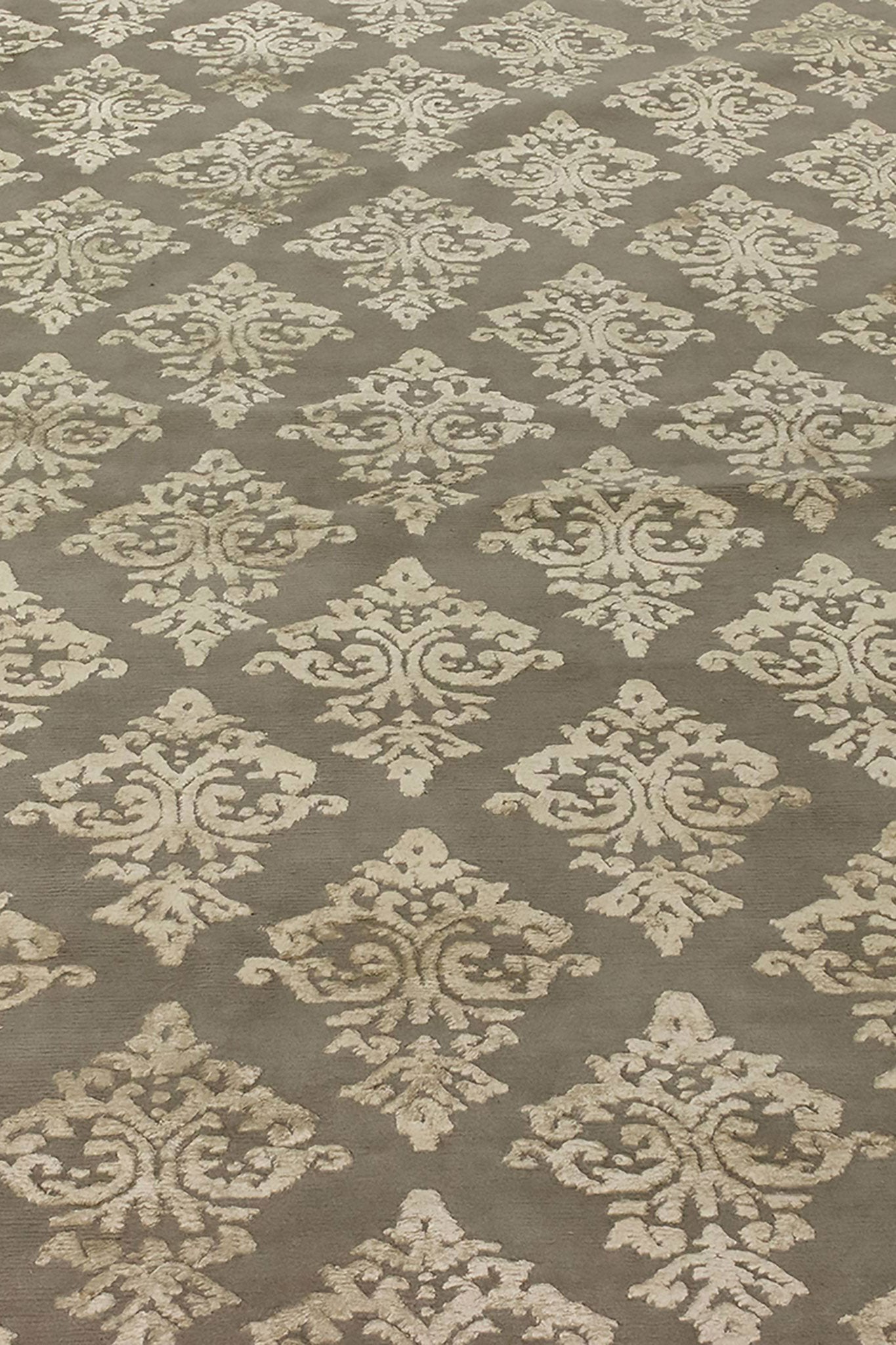 NEPAL FINE DAMASK DESIGN