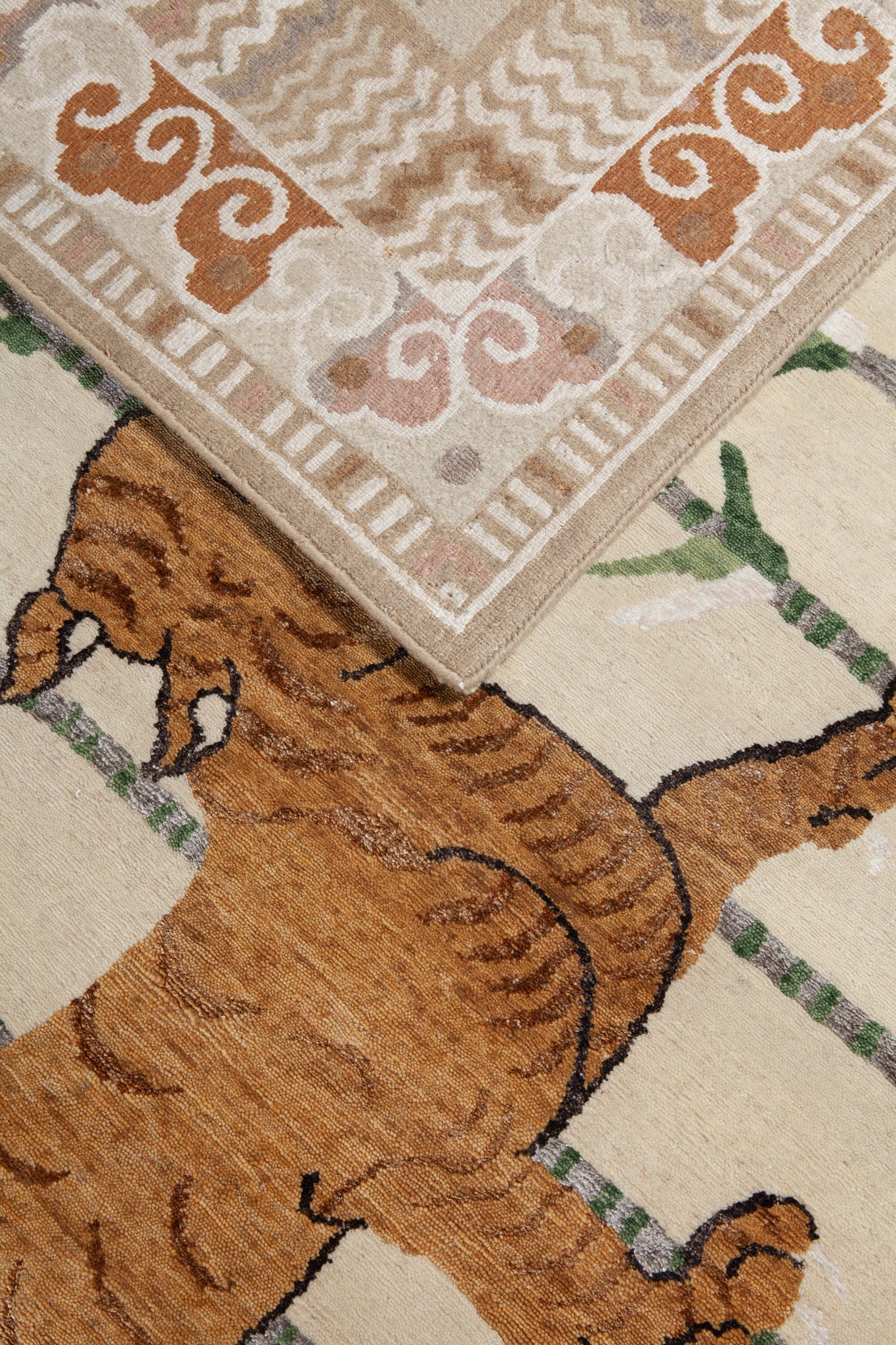 INDIA TIGER RUG GREEN