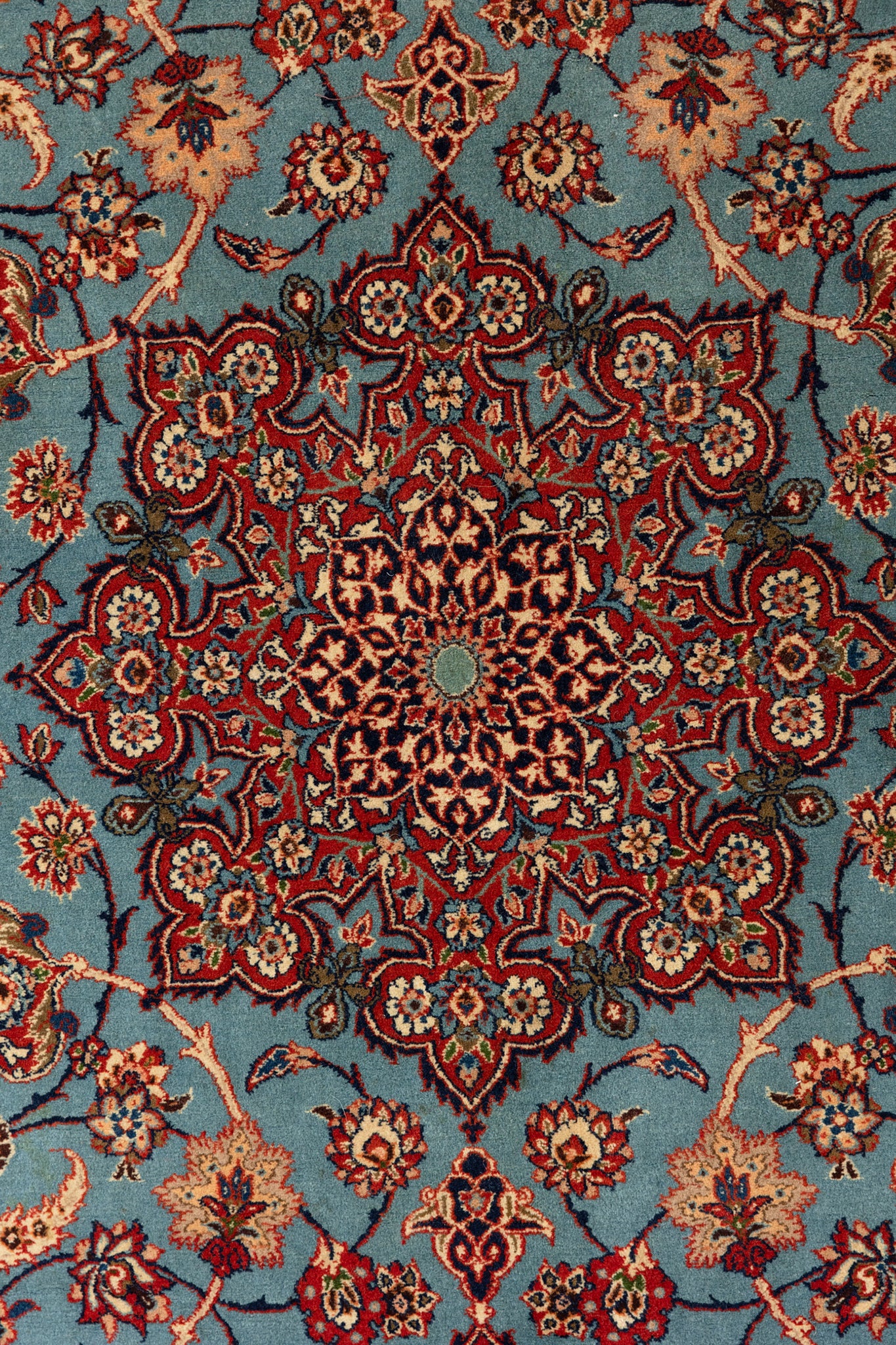 ANTIQUE PERSIAN FINE ISFAHAN