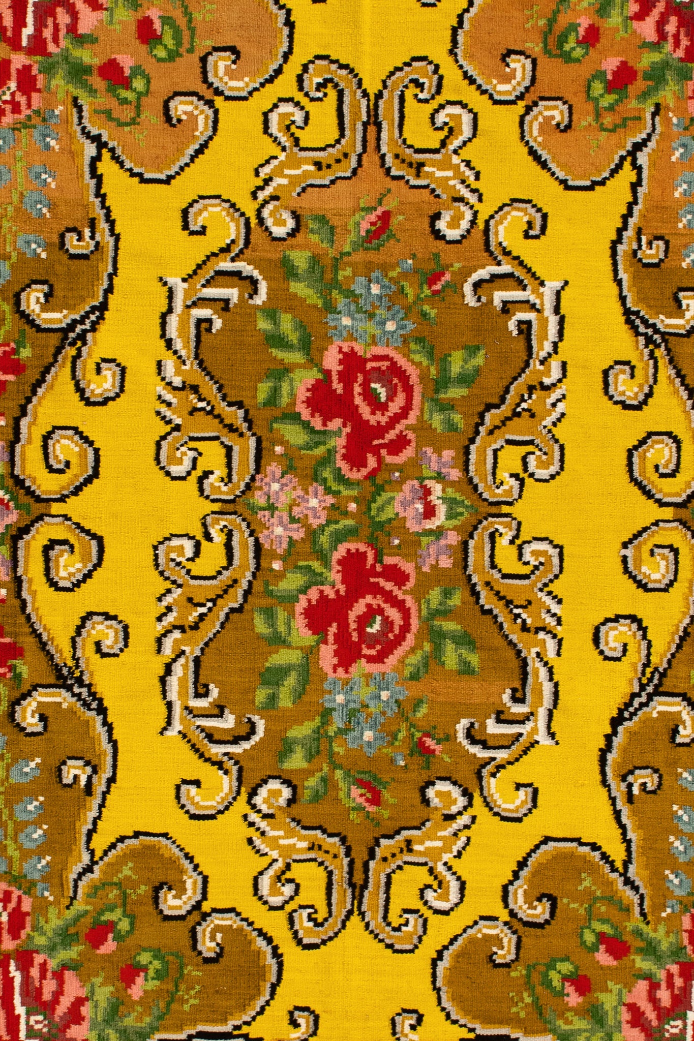 MOLD0VIAN VINTAGE KILIM