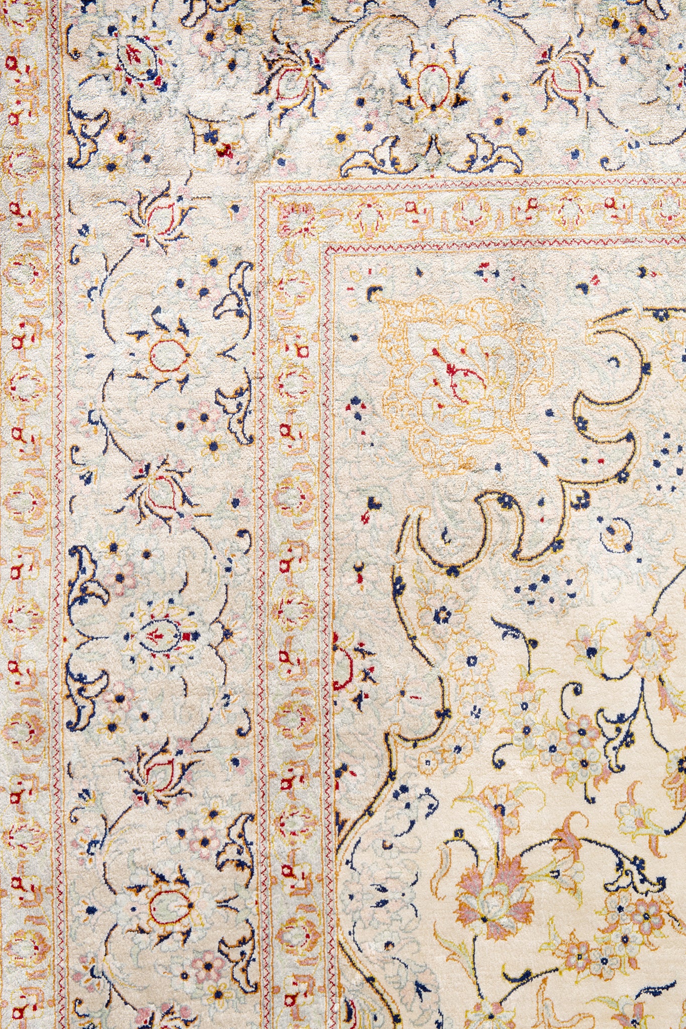 PERSIAN GHOM SILK