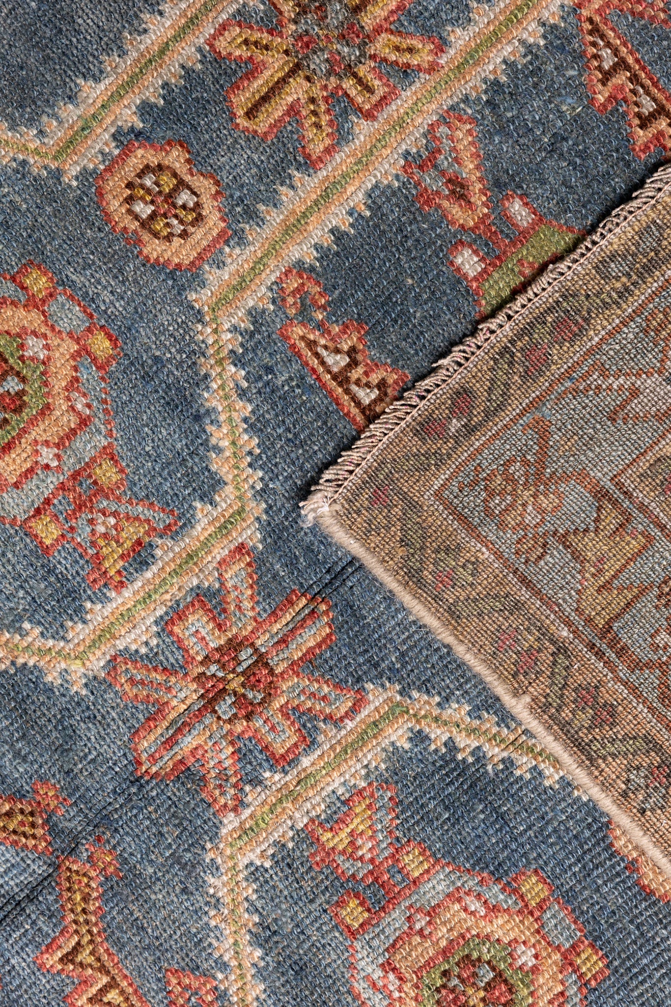 ANTIQUE PERSIAN MAHAL